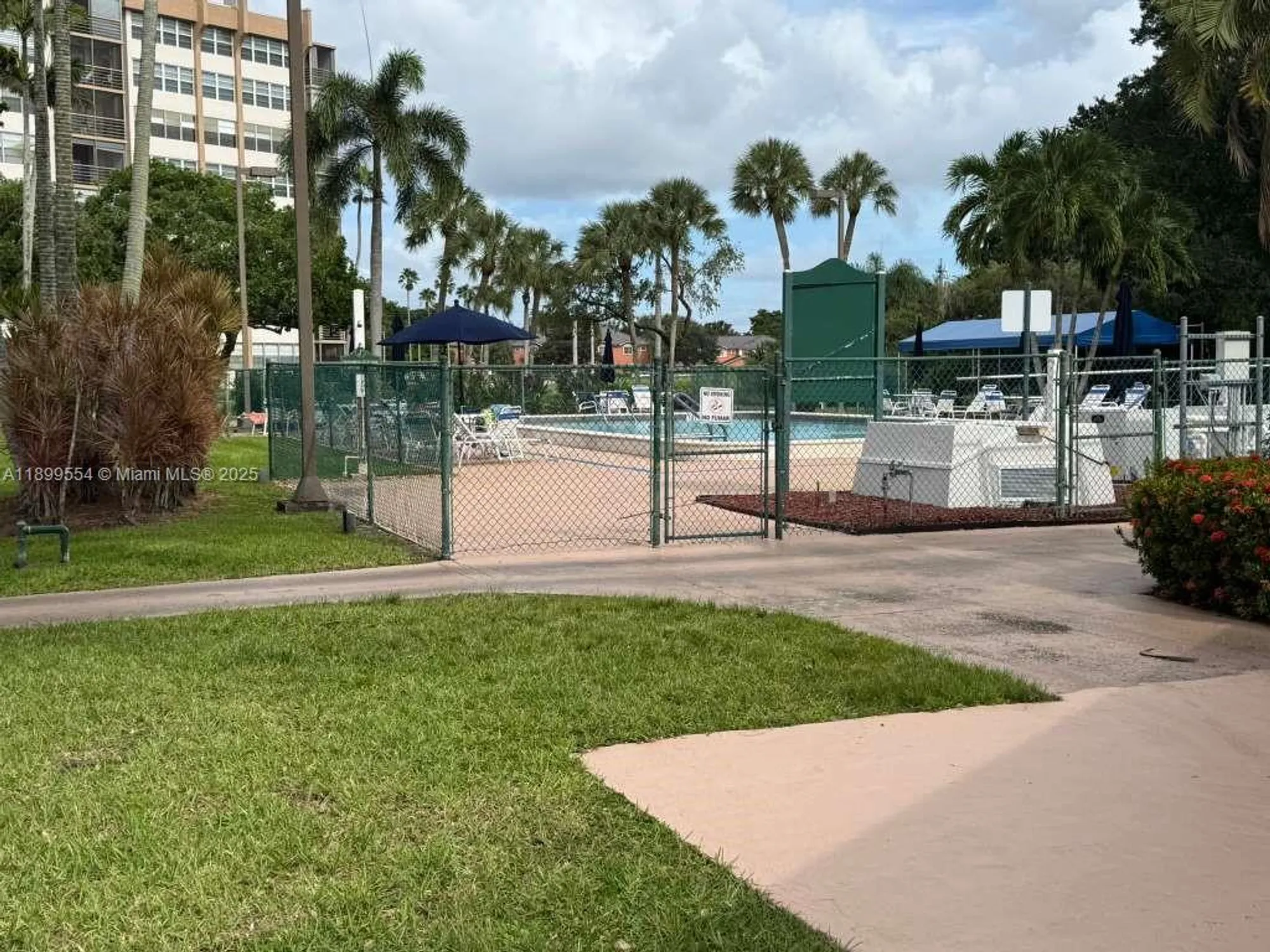 Property Slideshow image 15 of 18 | 1200 saint charles pl apt 321, Pembroke Pines, FL, 33026