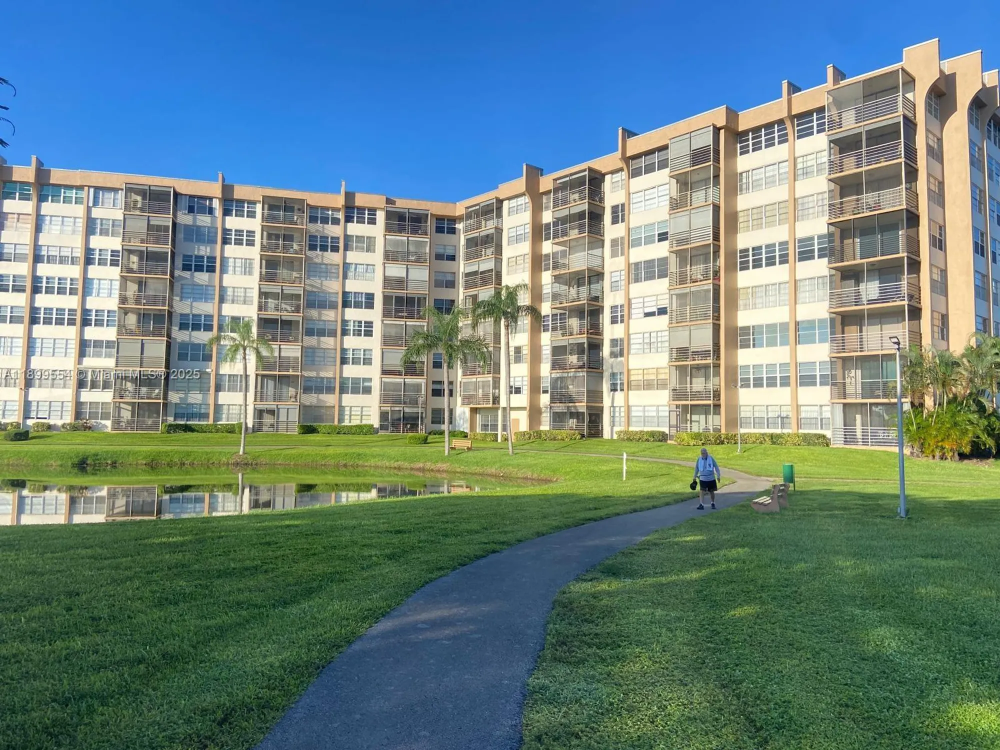 Property Slideshow image 16 of 18 | 1200 saint charles pl apt 321, Pembroke Pines, FL, 33026