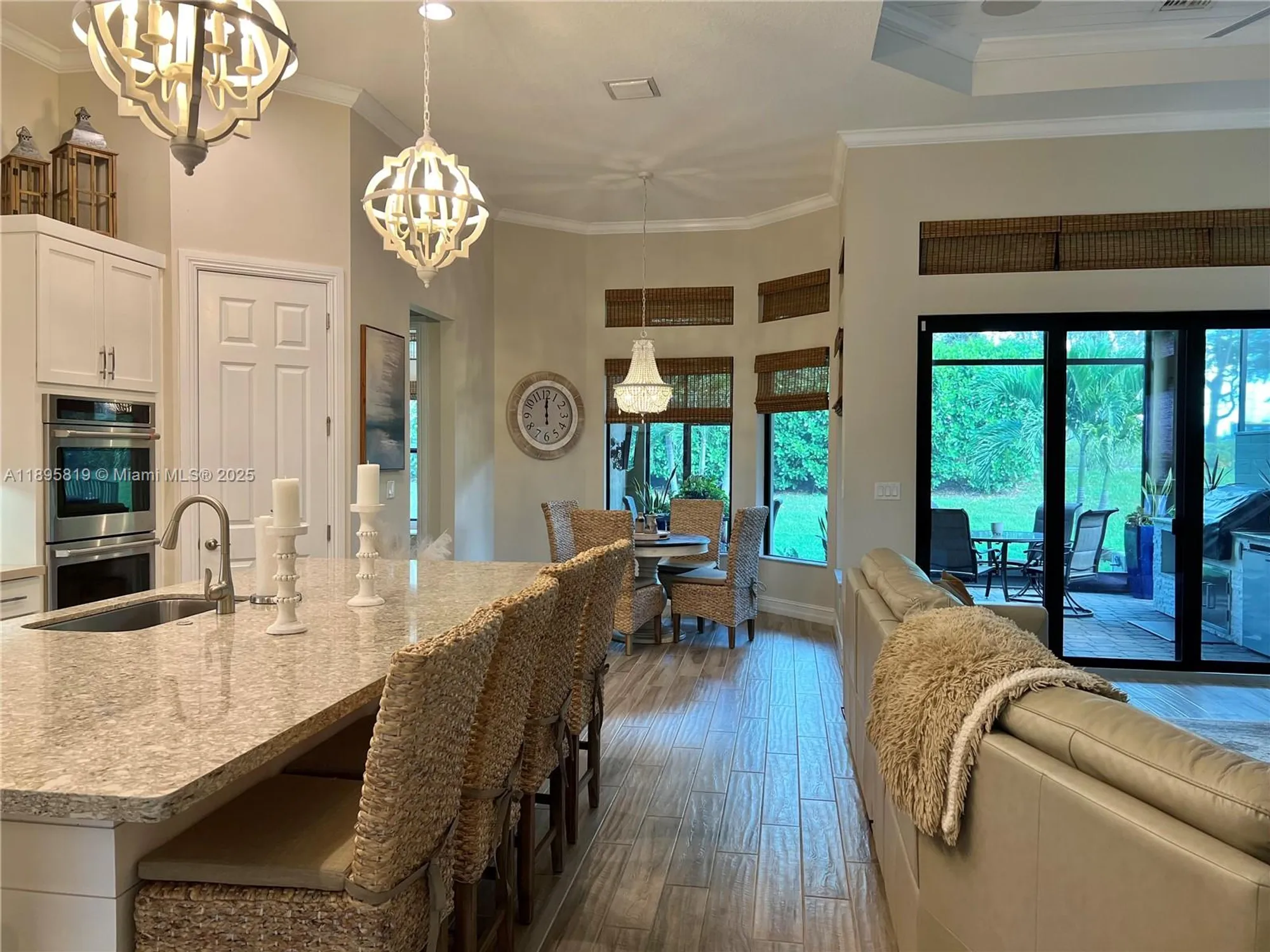 Property Slideshow image 26 of 45 | 11985 kalmar cir, Parkland, FL, 33076