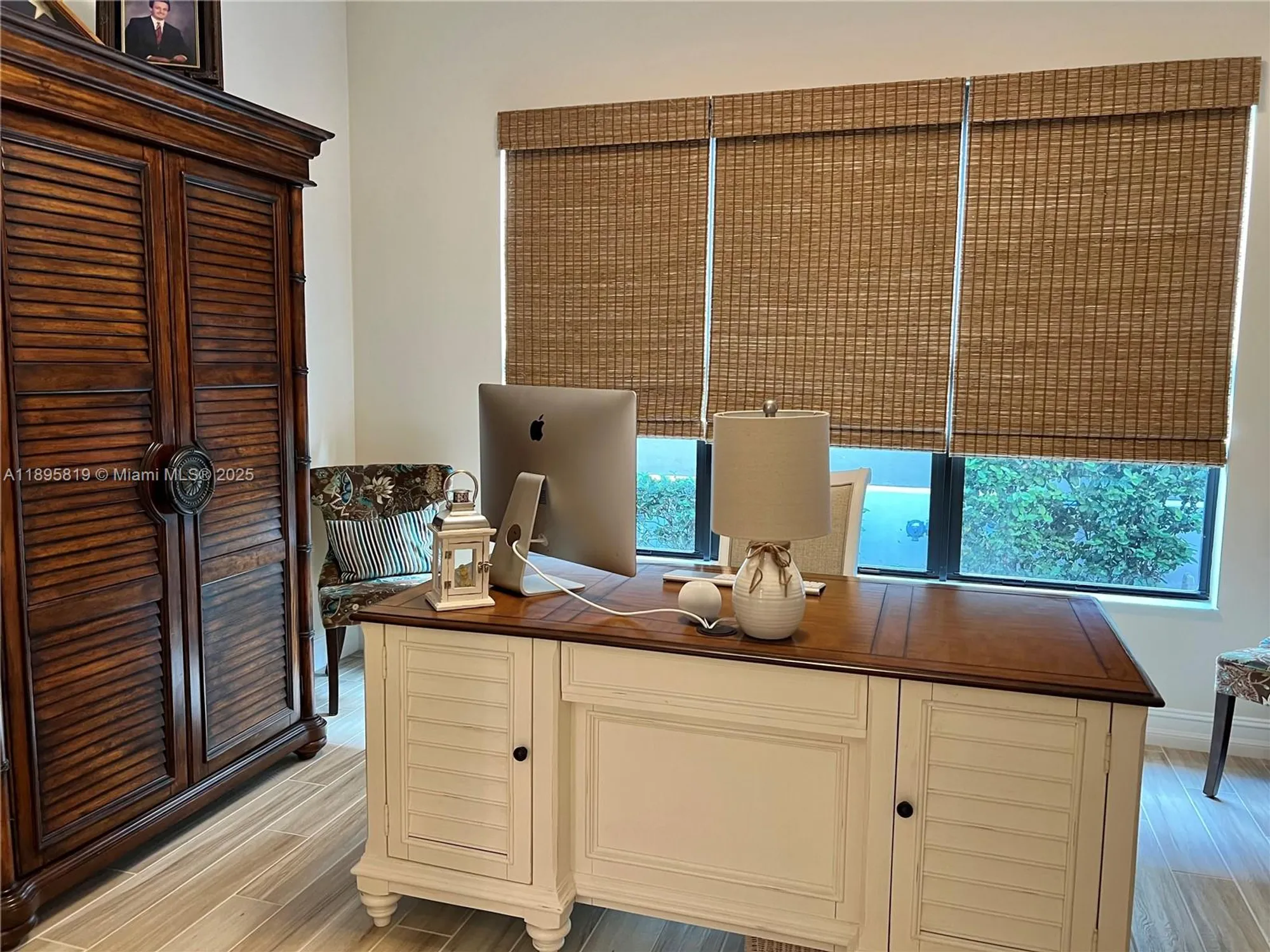 Property Slideshow image 27 of 45 | 11985 kalmar cir, Parkland, FL, 33076