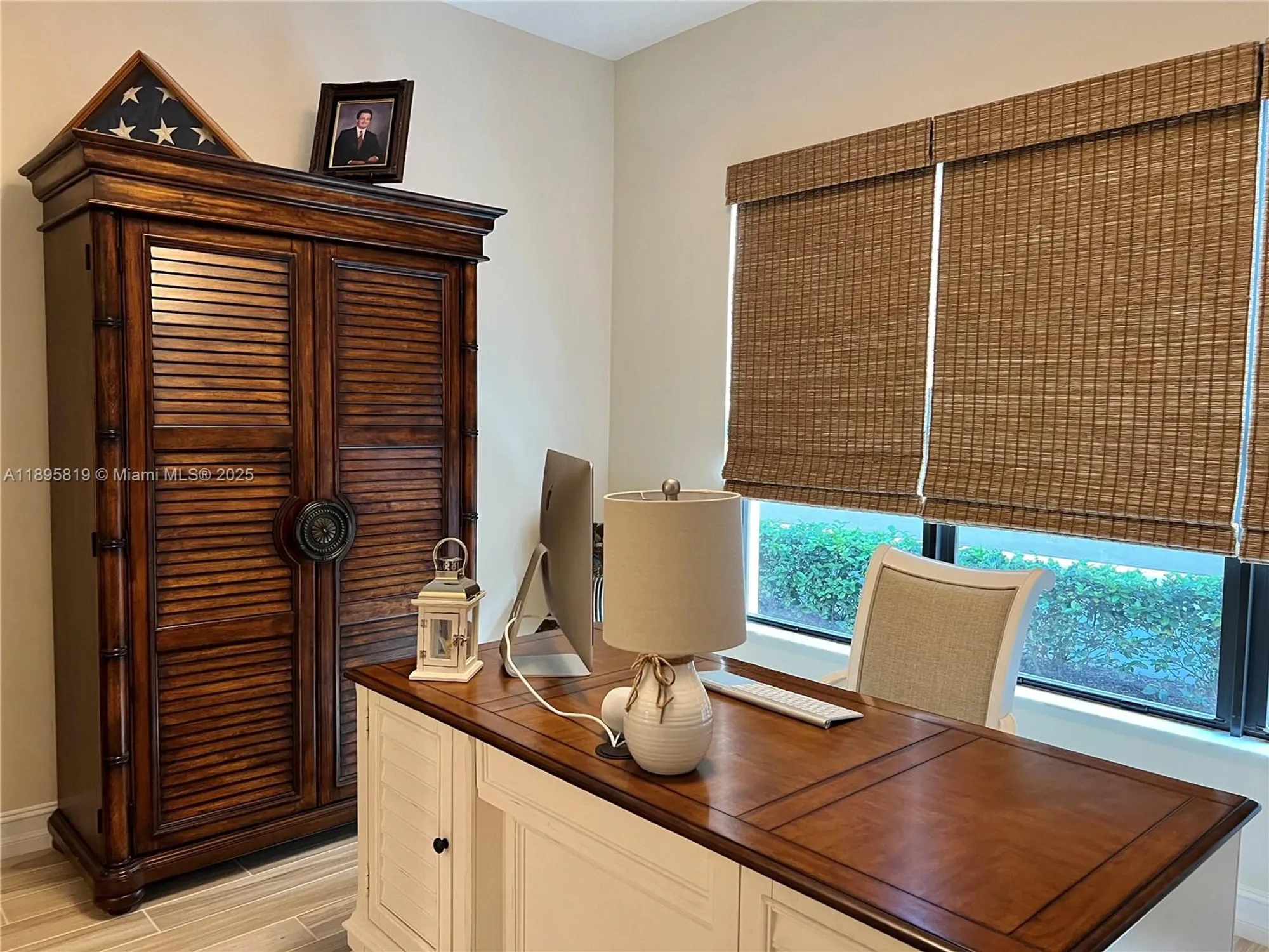 Property Slideshow image 29 of 45 | 11985 kalmar cir, Parkland, FL, 33076