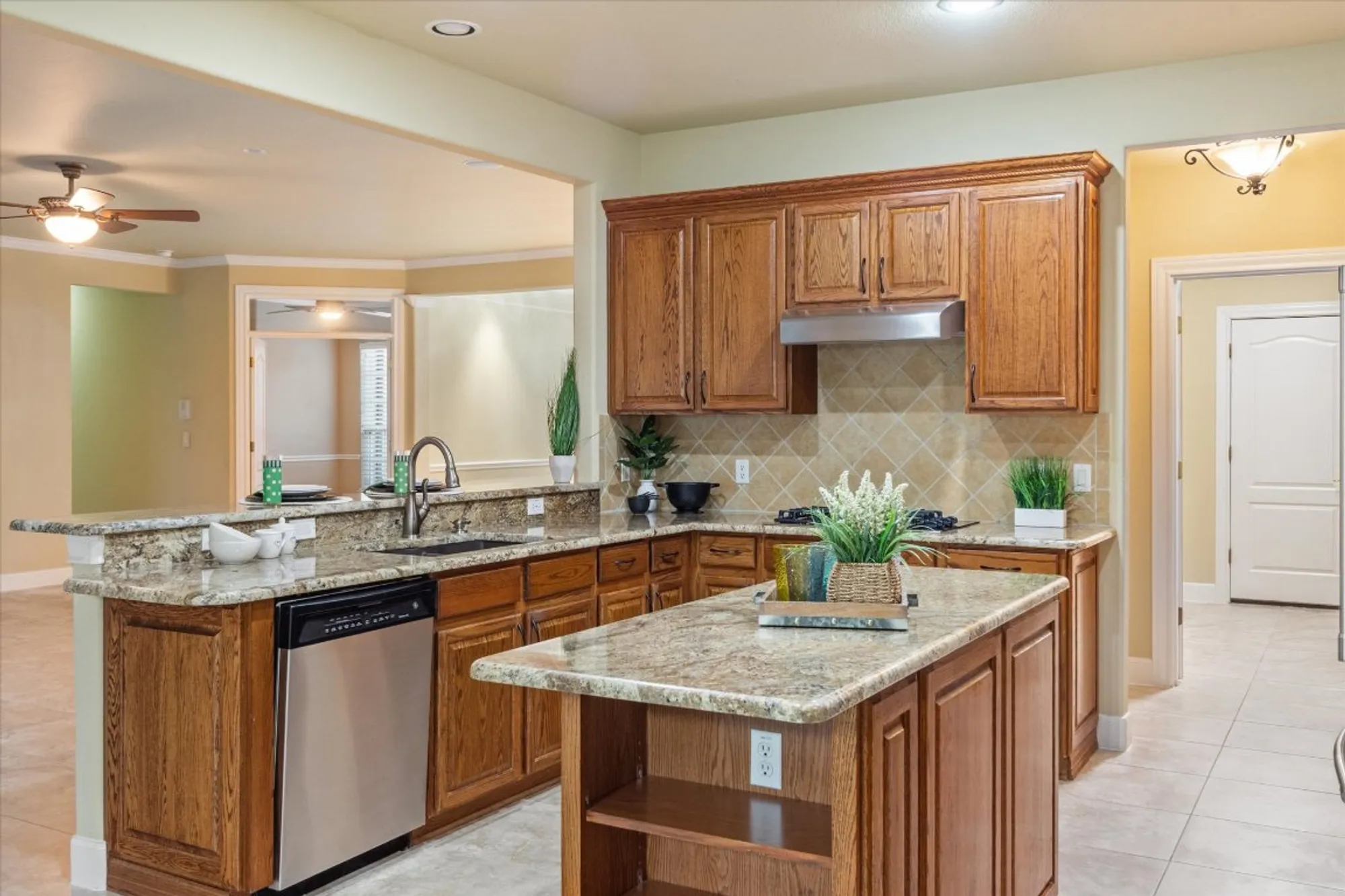 Property Slideshow image 14 of 40 | 103 nueces trl, Georgetown, TX, 78633