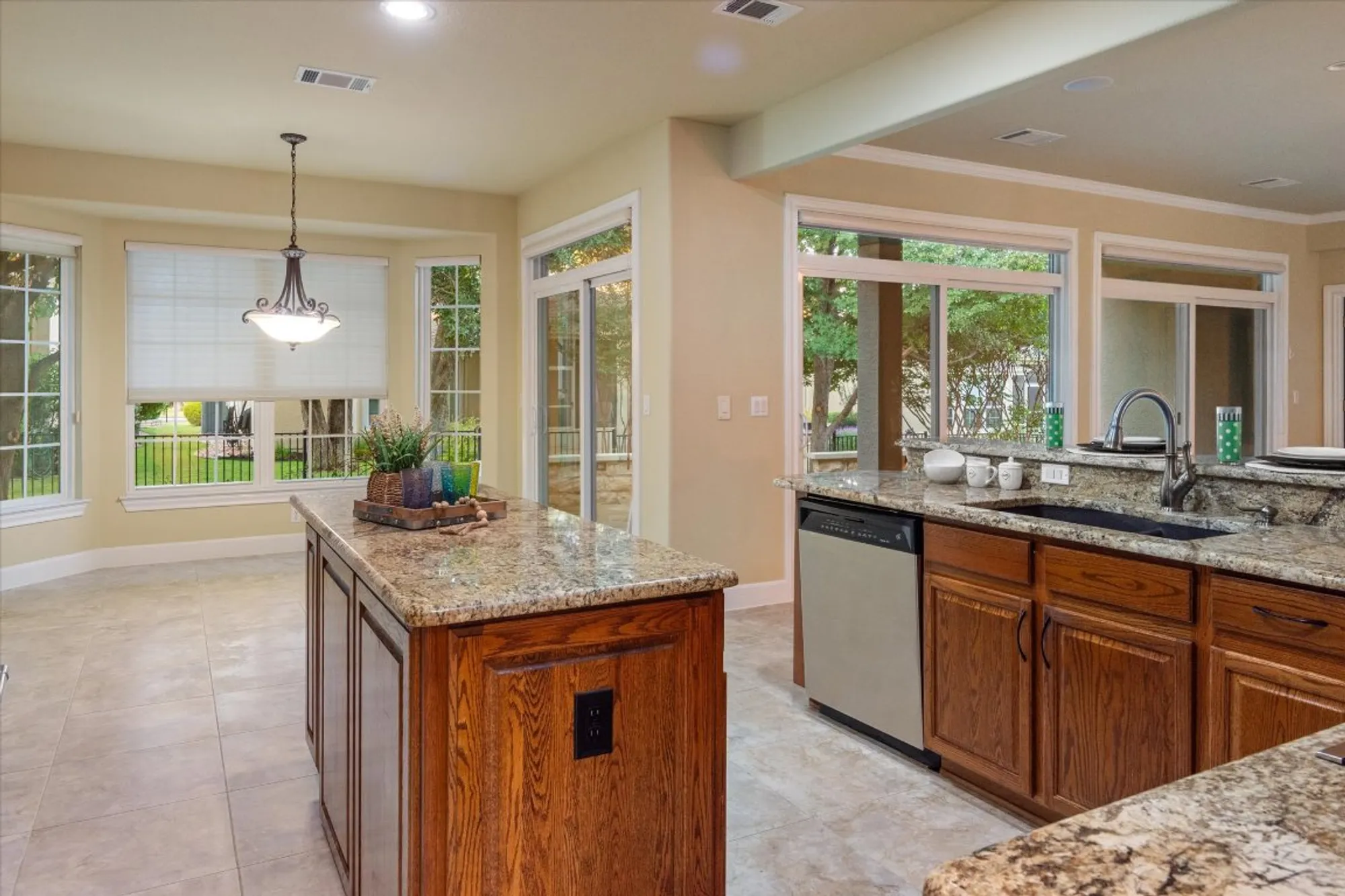 Property Slideshow image 12 of 40 | 103 nueces trl, Georgetown, TX, 78633