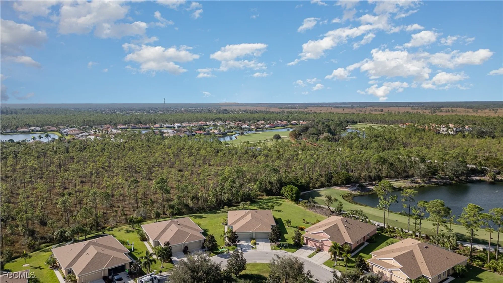 Property Slideshow image 27 of 30 | 3121 redstone cir, North Fort Myers, FL, 33917