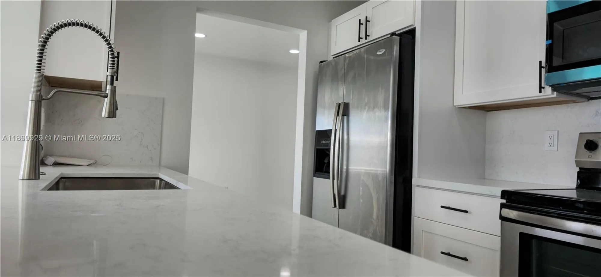 Property Slideshow image 15 of 25 | 4404 nw 46th way, Tamarac, FL, 33319