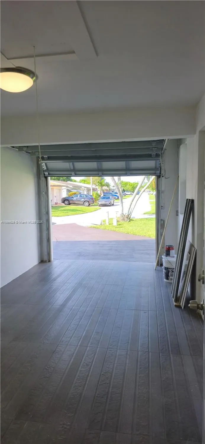 Property Slideshow image 19 of 25 | 4404 nw 46th way, Tamarac, FL, 33319