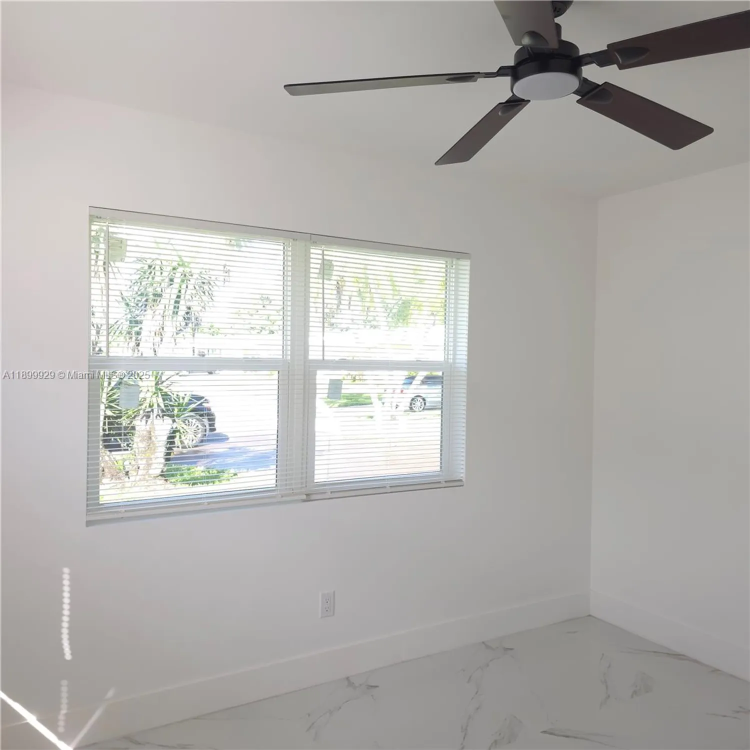 Property Slideshow image 5 of 25 | 4404 nw 46th way, Tamarac, FL, 33319