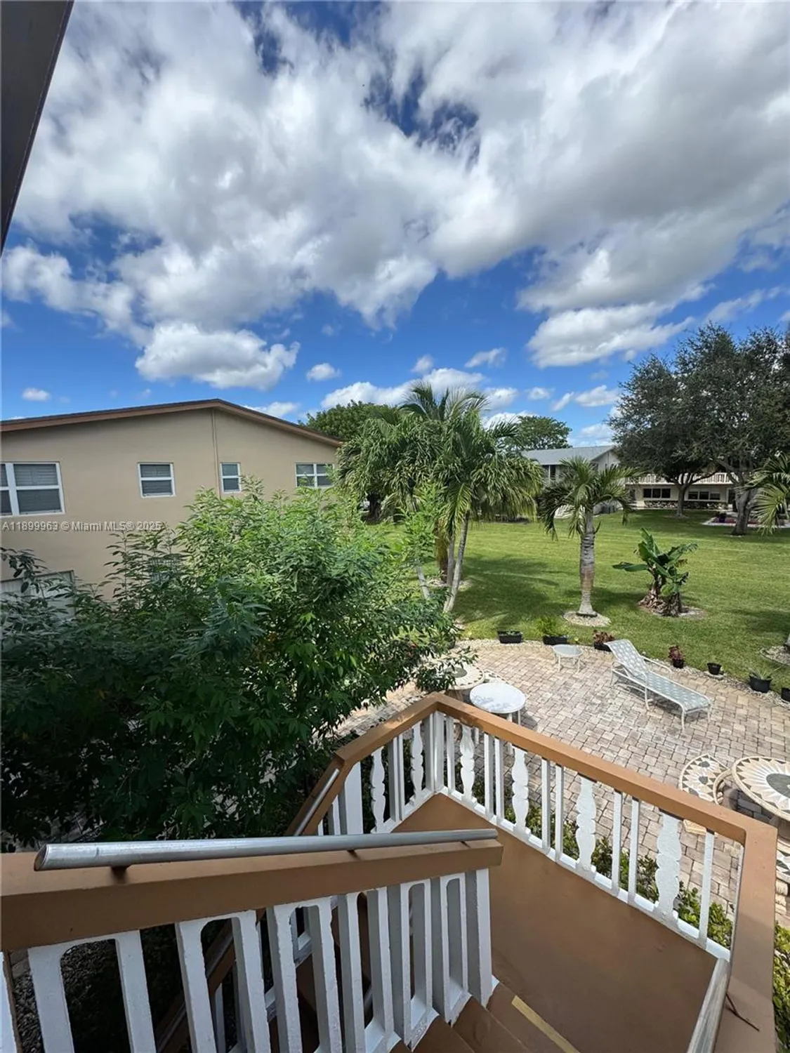 Property Slideshow image 6 of 16 | 211 coventry i # 211, West Palm Beach, FL, 33417