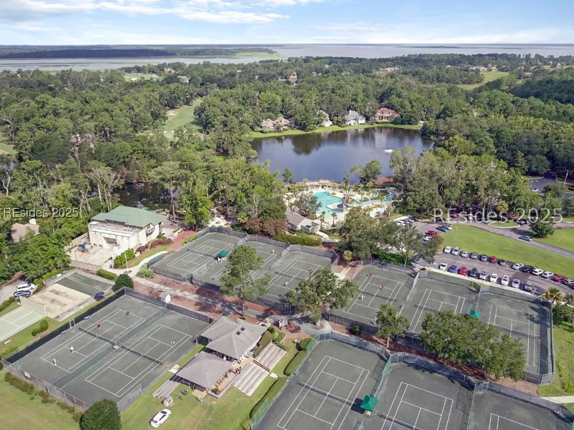 Property Slideshow image 41 of 43 | 29 arrow wood rd, Hilton Head Island, SC, 29926