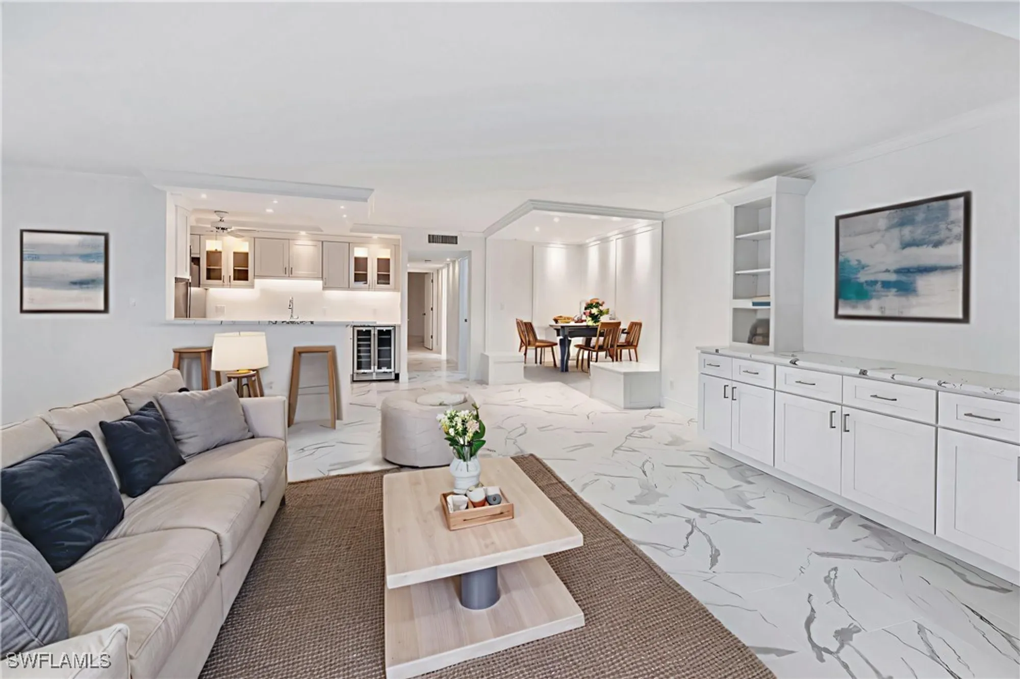 Property Slideshow image 16 of 47 | 222 harbour dr apt 114, Naples, FL, 34103