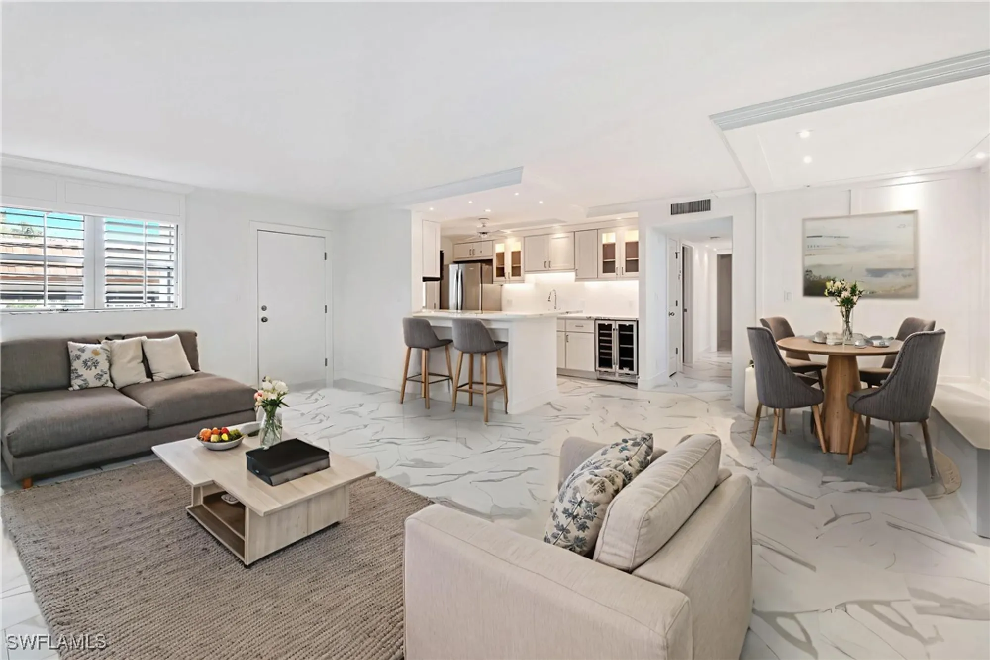 Property Slideshow image 13 of 47 | 222 harbour dr apt 114, Naples, FL, 34103