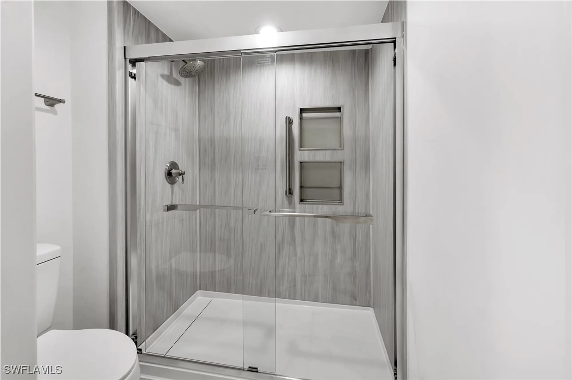 Property Slideshow image 30 of 47 | 222 harbour dr apt 114, Naples, FL, 34103