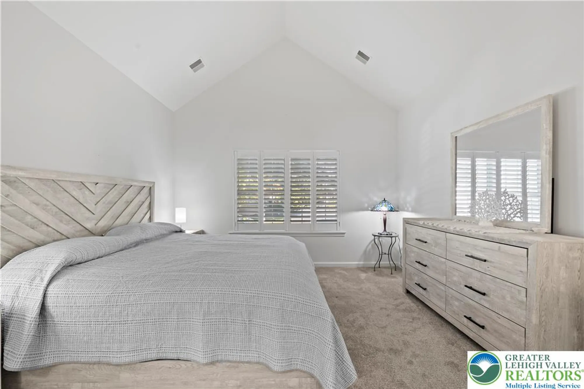 Property Slideshow image 15 of 27 | 4762 steeplechase dr, Macungie, PA, 18062