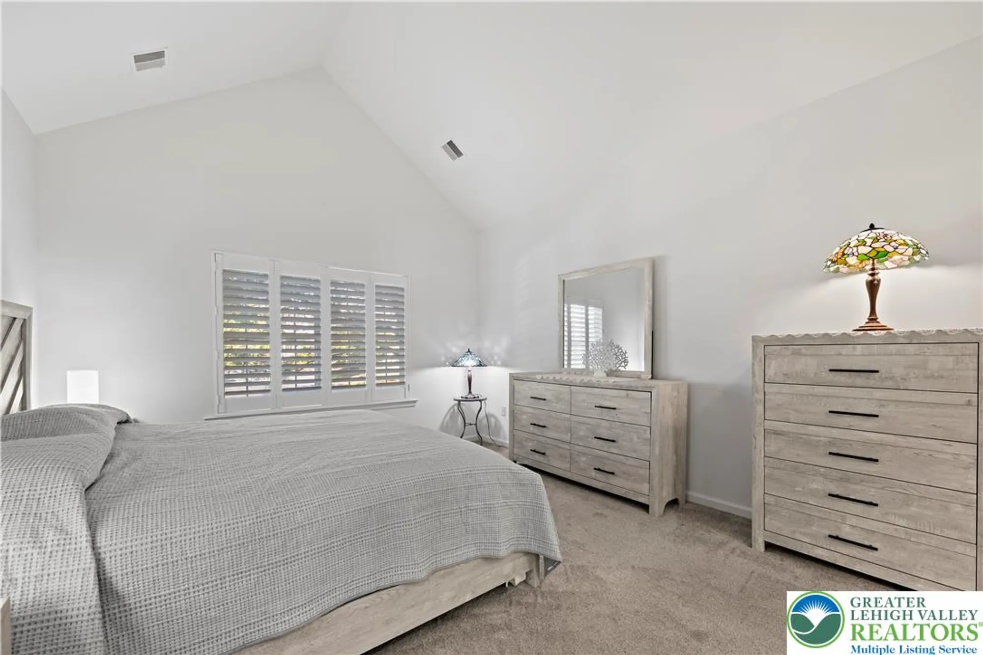 Property Slideshow image 16 of 27 | 4762 steeplechase dr, Macungie, PA, 18062