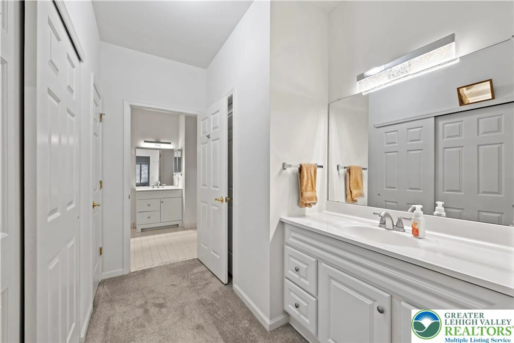 Property Slideshow image 18 of 27 | 4762 steeplechase dr, Macungie, PA, 18062