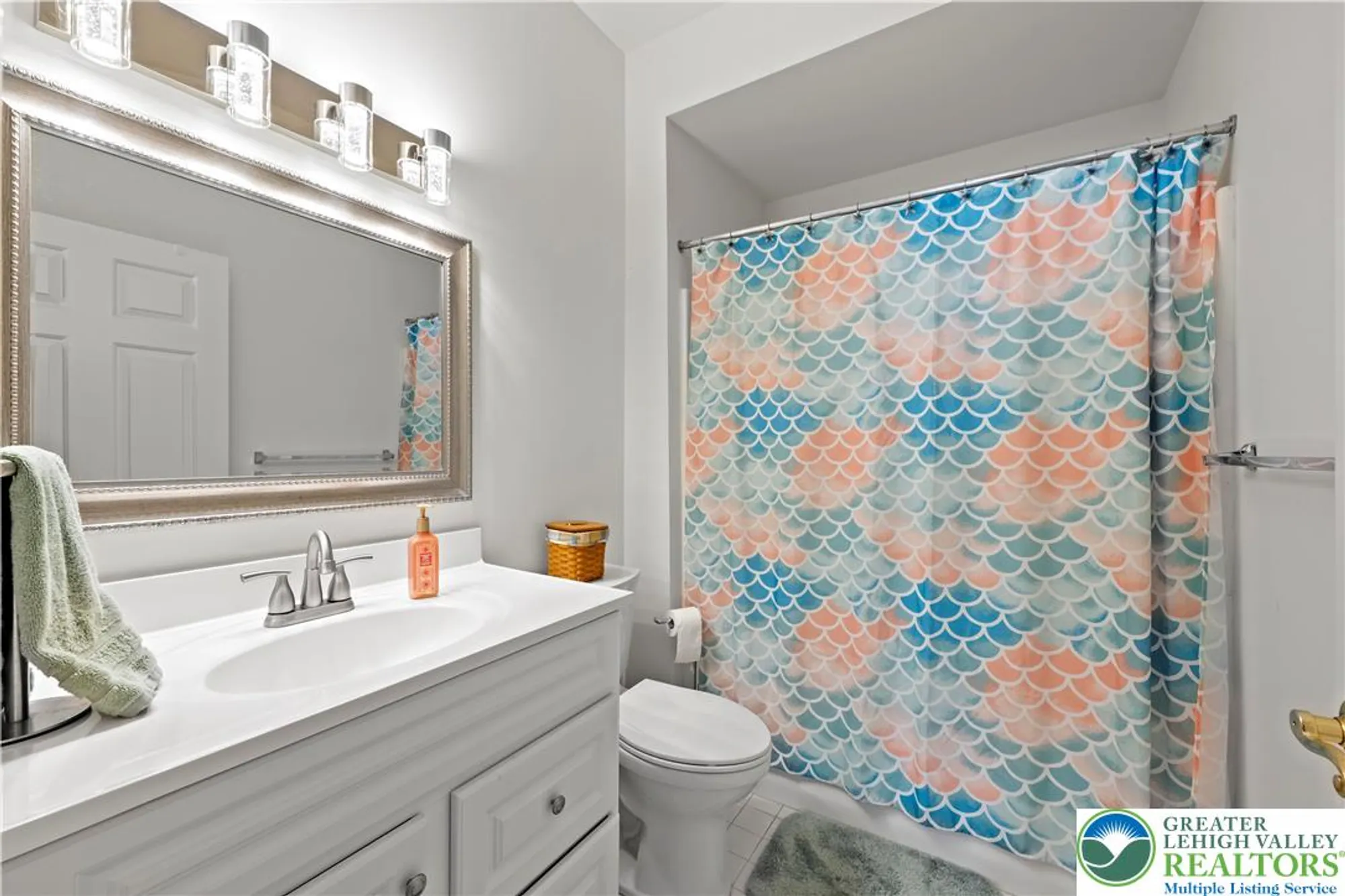 Property Slideshow image 22 of 27 | 4762 steeplechase dr, Macungie, PA, 18062
