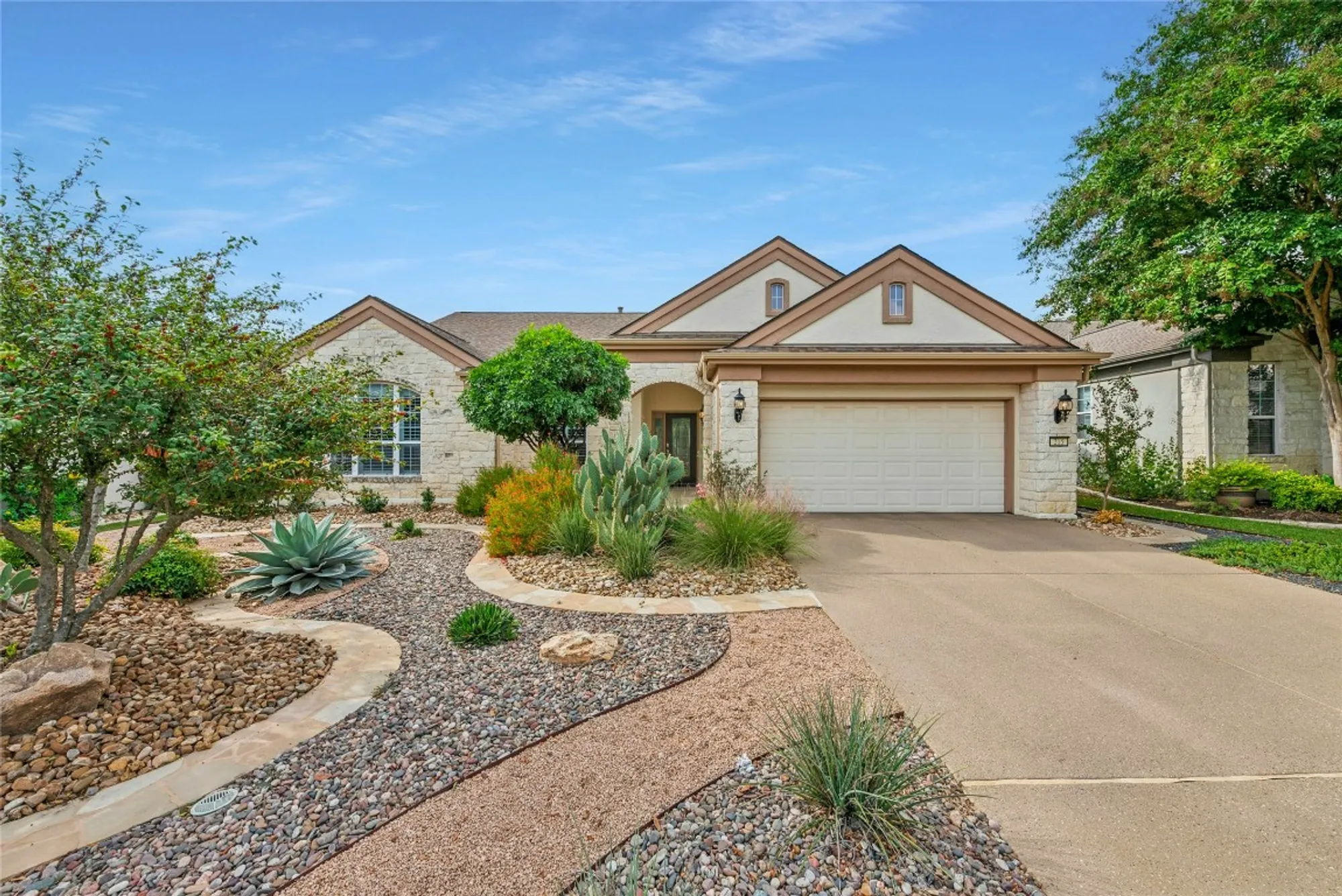 Property Slideshow image 35 of 40 | 215 goose island dr, Georgetown, TX, 78633