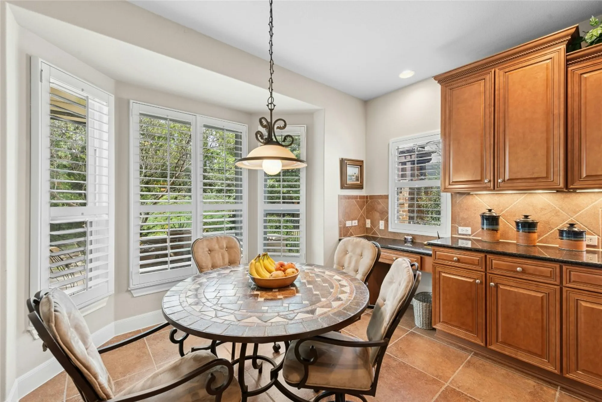 Property Slideshow image 9 of 40 | 215 goose island dr, Georgetown, TX, 78633