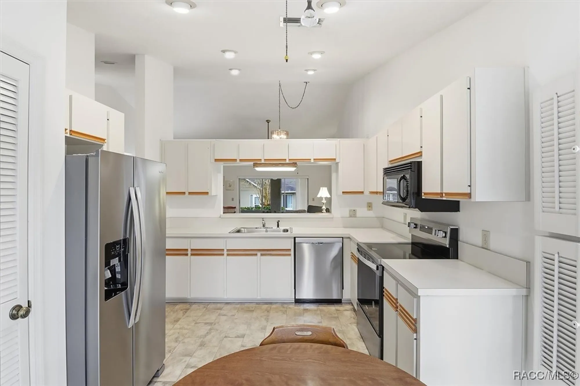 Property Slideshow image 18 of 71 | 1690 n foxboro loop, Crystal River, FL, 34429