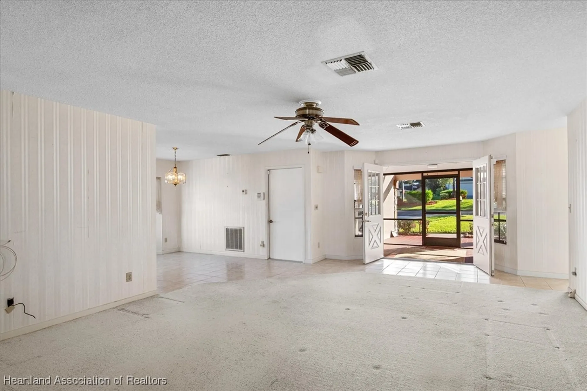 Property Slideshow image 5 of 28 | 3 maplewood ct, Lake Placid, FL, 33852