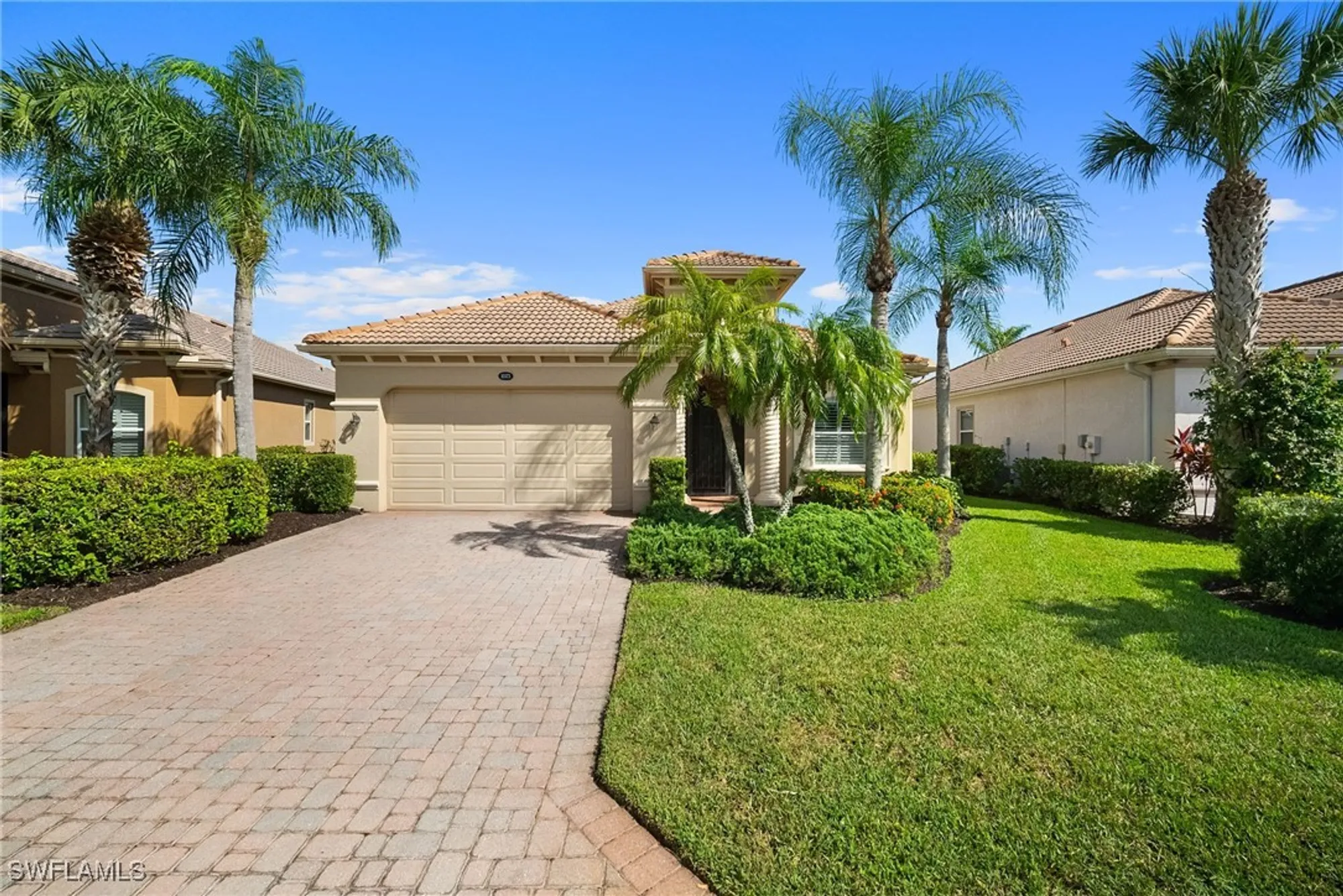 Property Slideshow image 6 of 50 | 10373 heritage bay blvd, Naples, FL, 34120