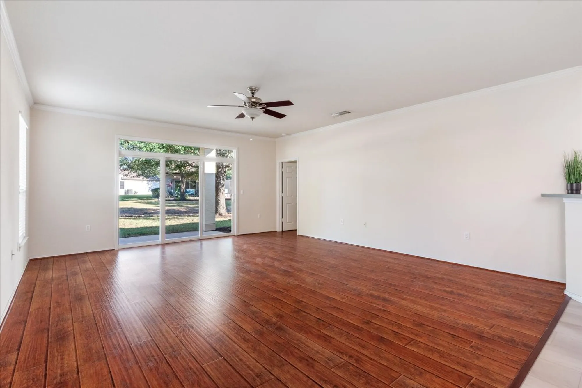Property Slideshow image 11 of 39 | 112 winter dr, Georgetown, TX, 78633