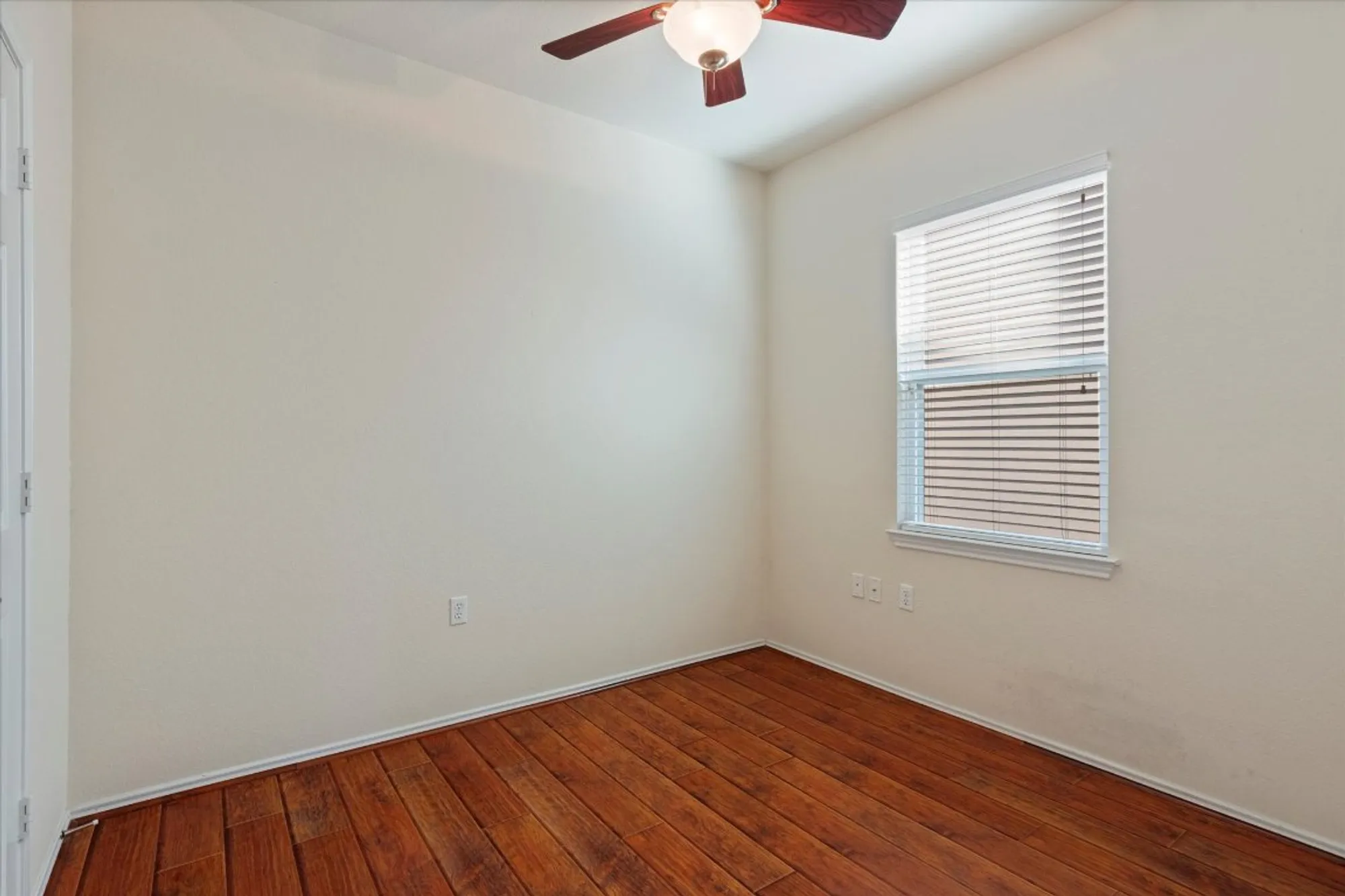 Property Slideshow image 25 of 39 | 112 winter dr, Georgetown, TX, 78633