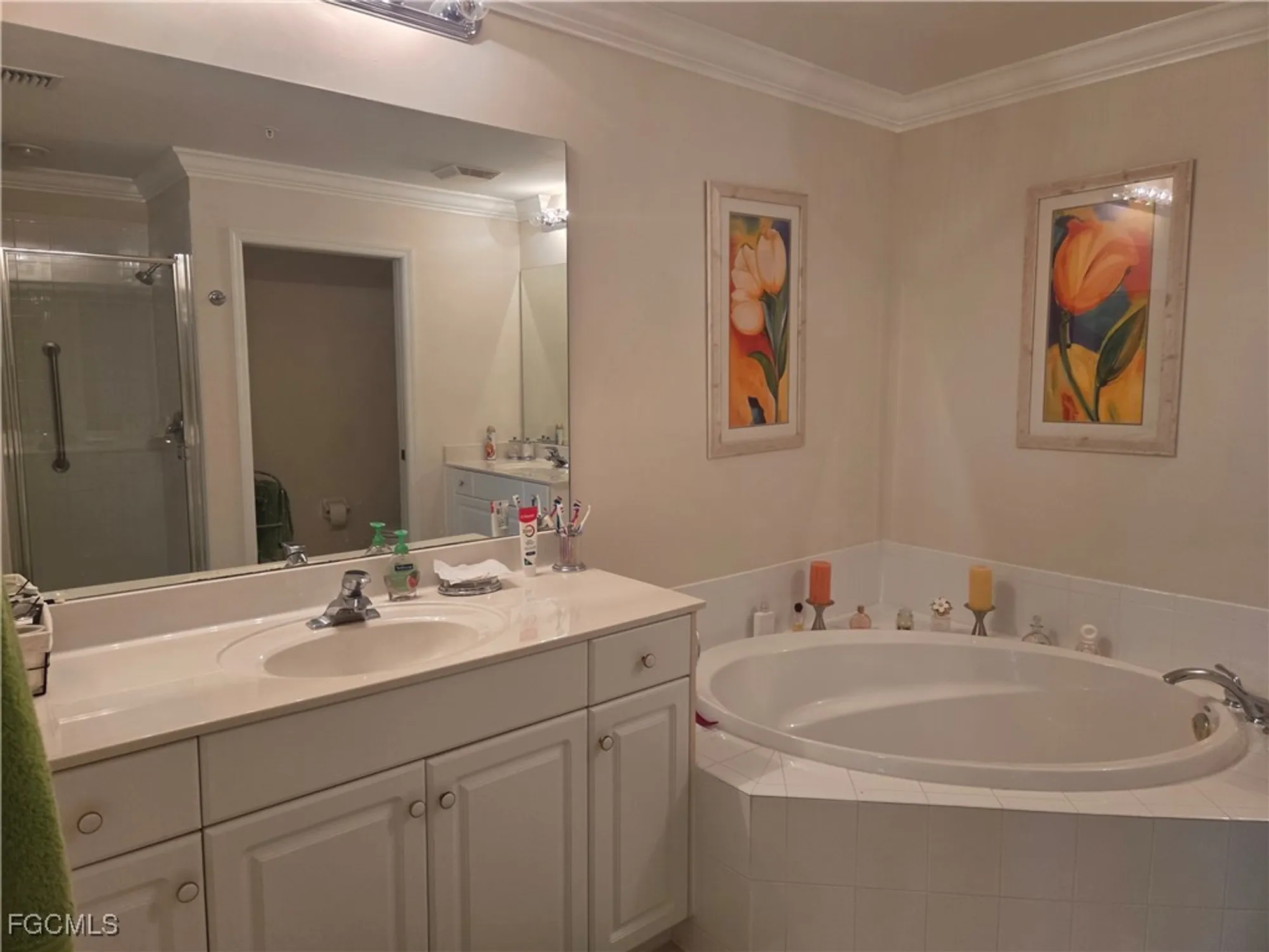 Property Slideshow image 9 of 30 | 14621 sherbrook pl 105, Fort Myers, FL, 33912