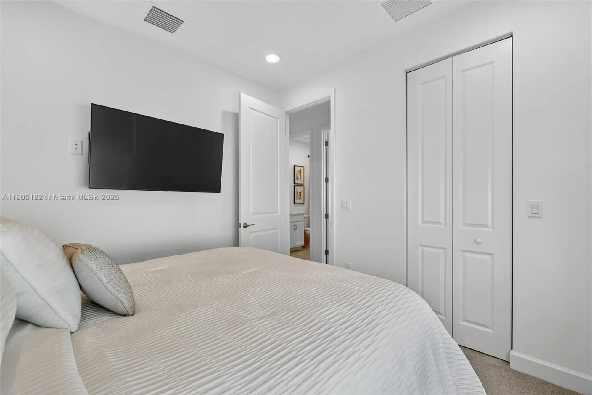 Property Slideshow image 24 of 42 | 12446 sw alongshore dr, Port St Lucie, FL, 34987