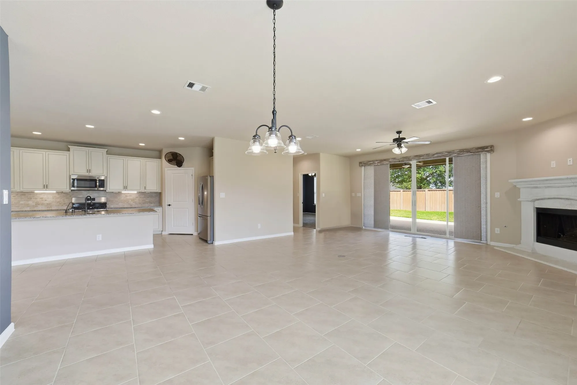 Property Slideshow image 17 of 47 | 29002 karloo walk ct, Katy, TX, 77494