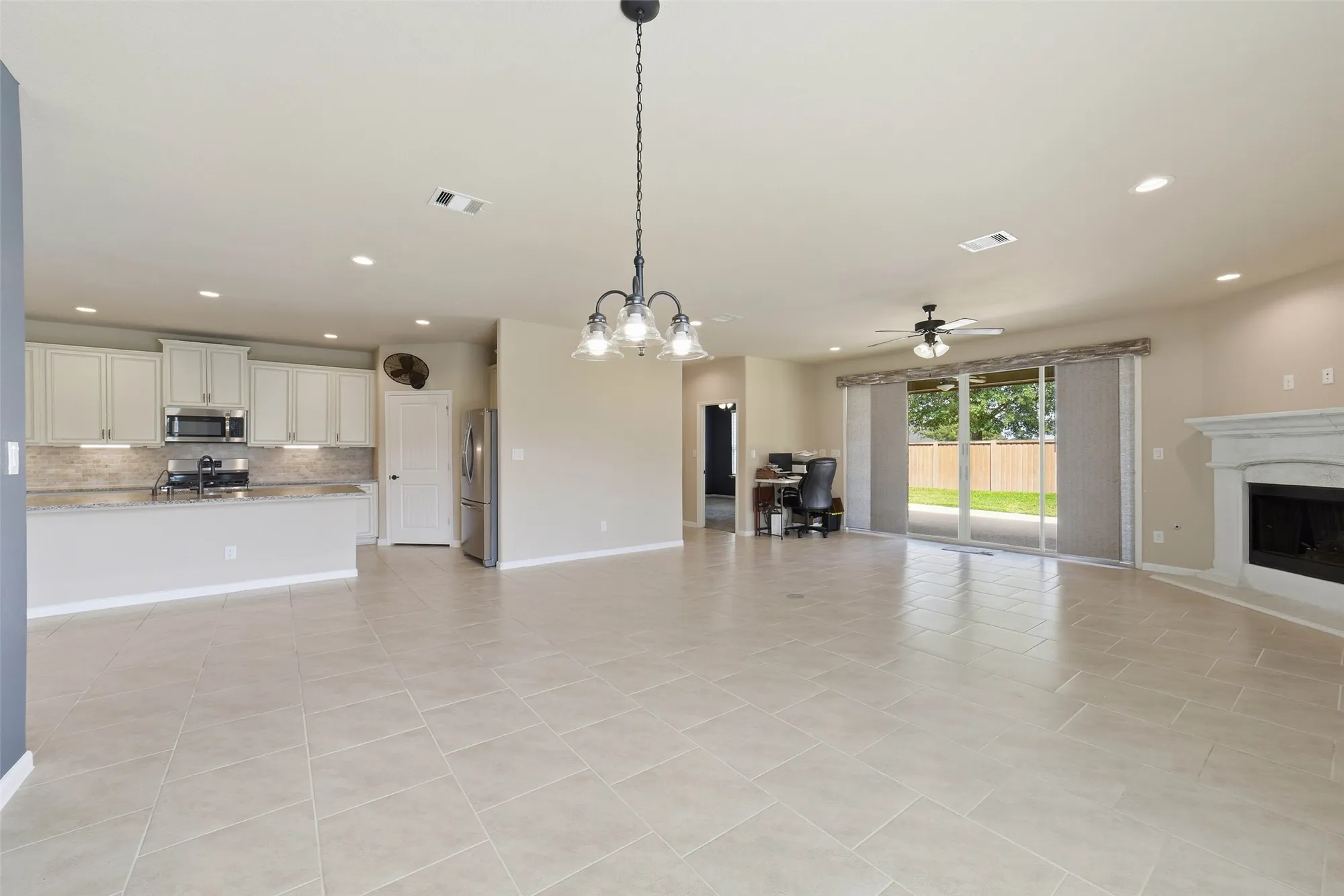 Property Slideshow image 18 of 47 | 29002 karloo walk ct, Katy, TX, 77494