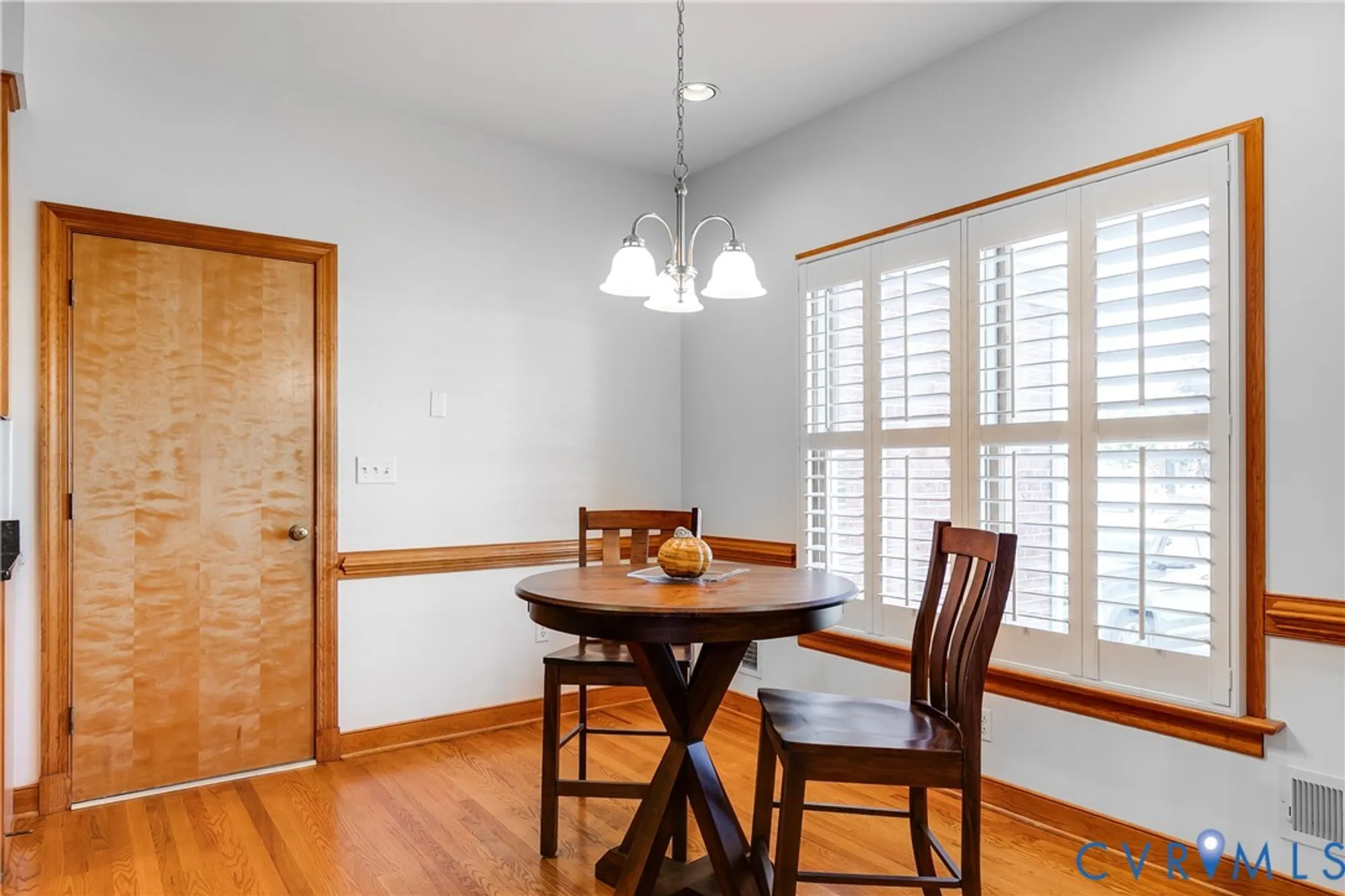 Property Slideshow image 7 of 34 | 4903 waycrest ter, North Chesterfield, VA, 23234