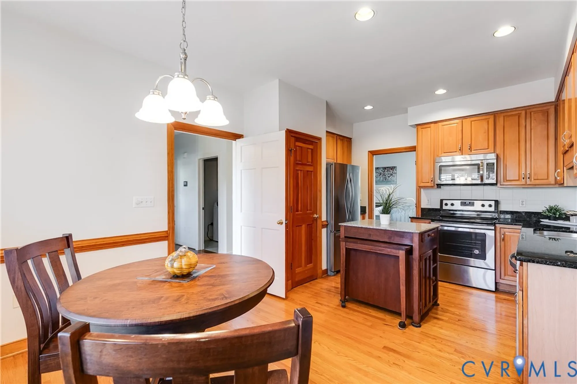 Property Slideshow image 8 of 34 | 4903 waycrest ter, North Chesterfield, VA, 23234