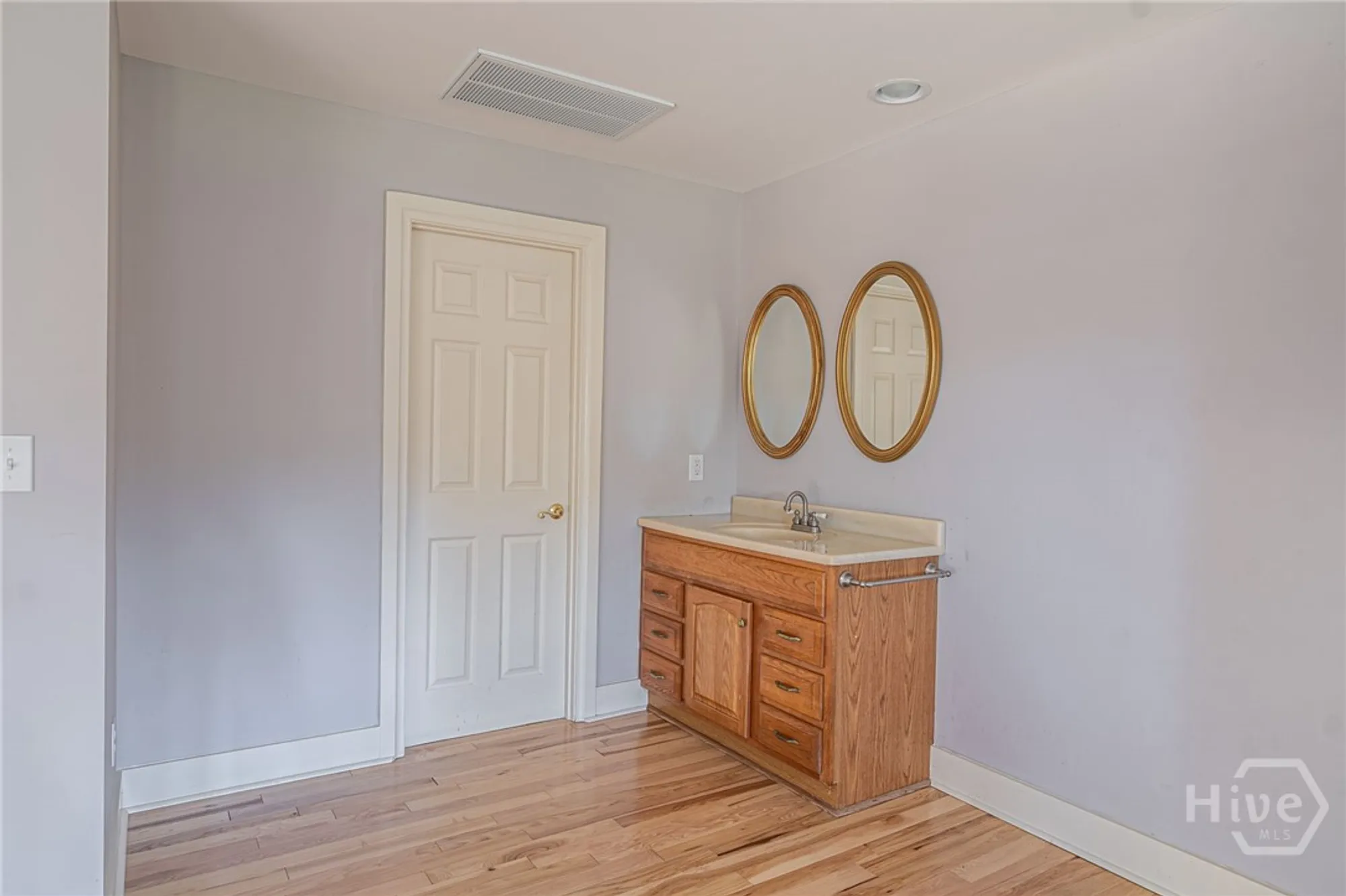 Property Slideshow image 21 of 26 | 15 marina dr, Savannah, GA, 31411