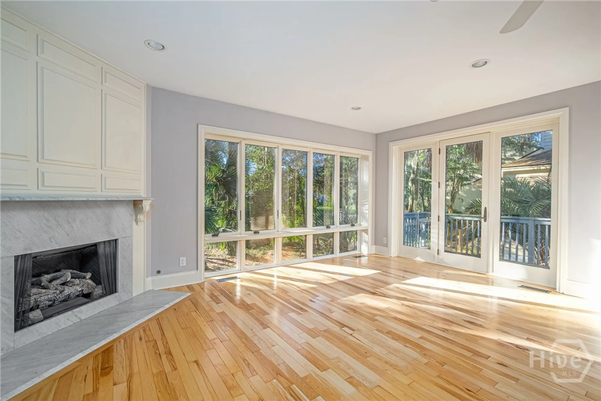 Property Slideshow image 9 of 26 | 15 marina dr, Savannah, GA, 31411