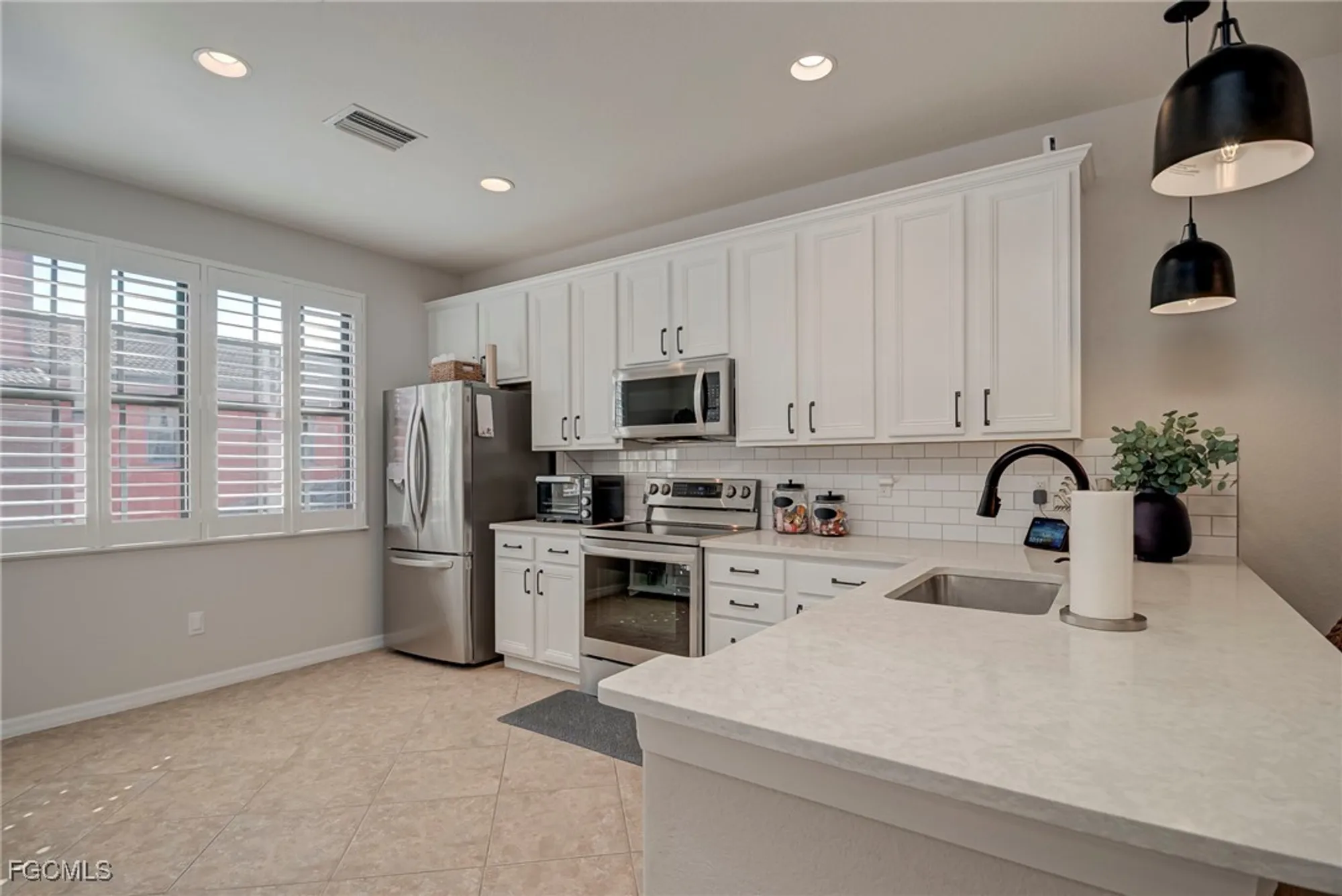 Property Slideshow image 9 of 39 | 11920 paseo grande blvd 4102, Fort Myers, FL, 33912