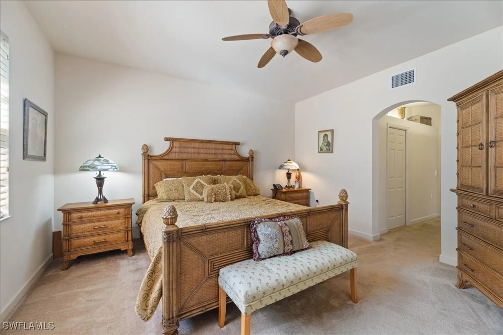 Property Slideshow image 13 of 44 | 20290 burnside pl 1101, Estero, FL, 33928