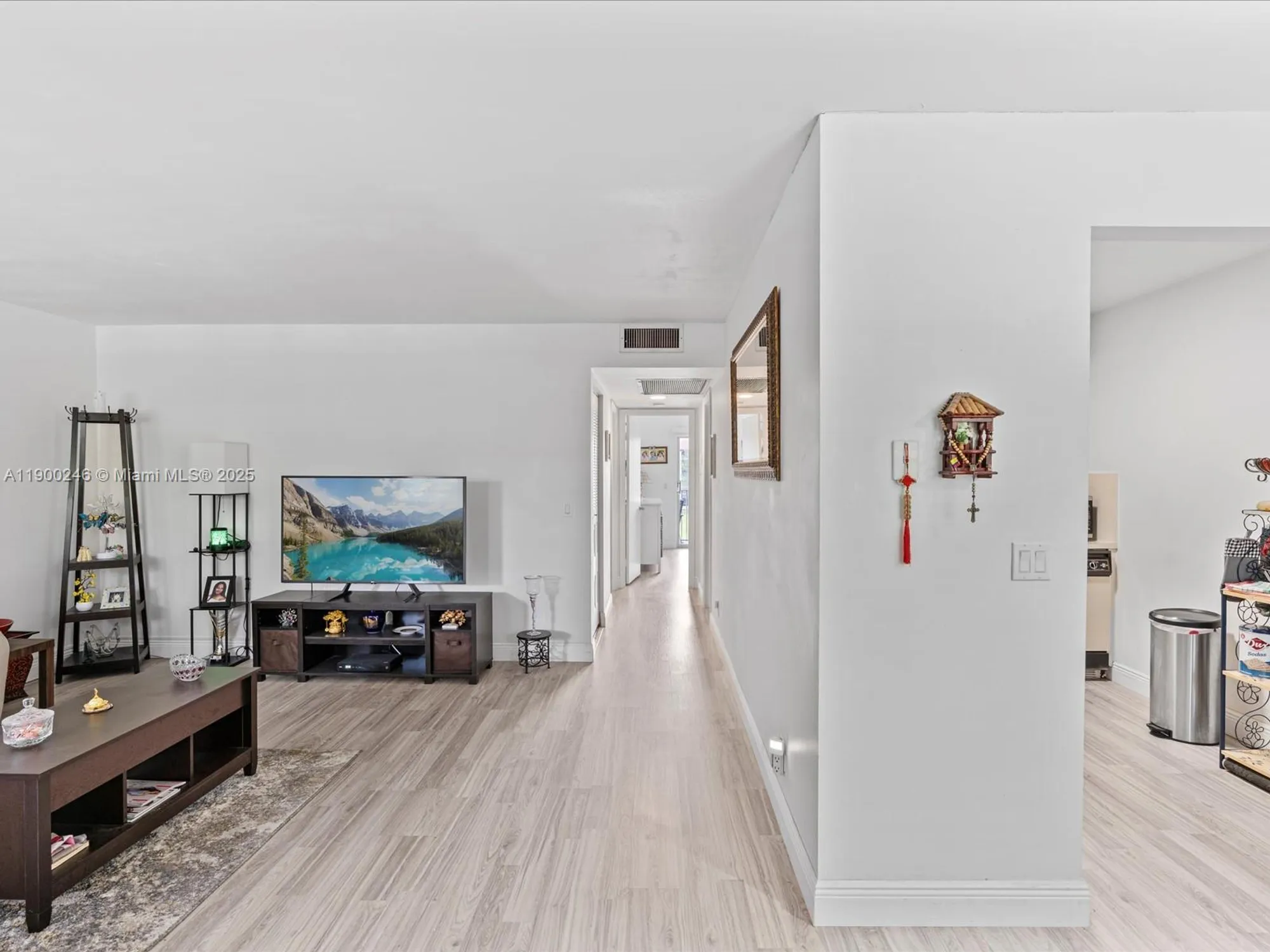 Property Slideshow image 6 of 20 | 13250 sw 7th ct 317l, Pembroke Pines, FL, 33027