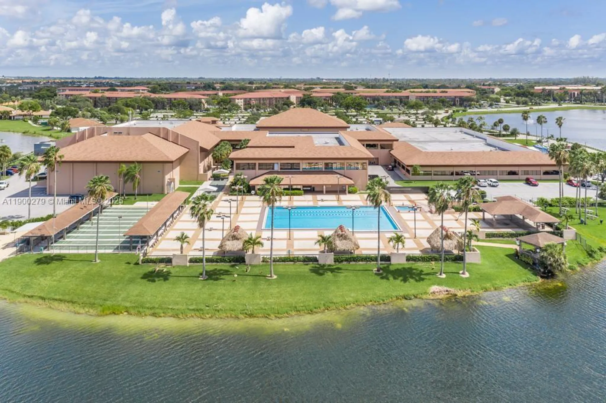 Property Slideshow image 5 of 10 | 901 sw 128th ter a204, Pembroke Pines, FL, 33027