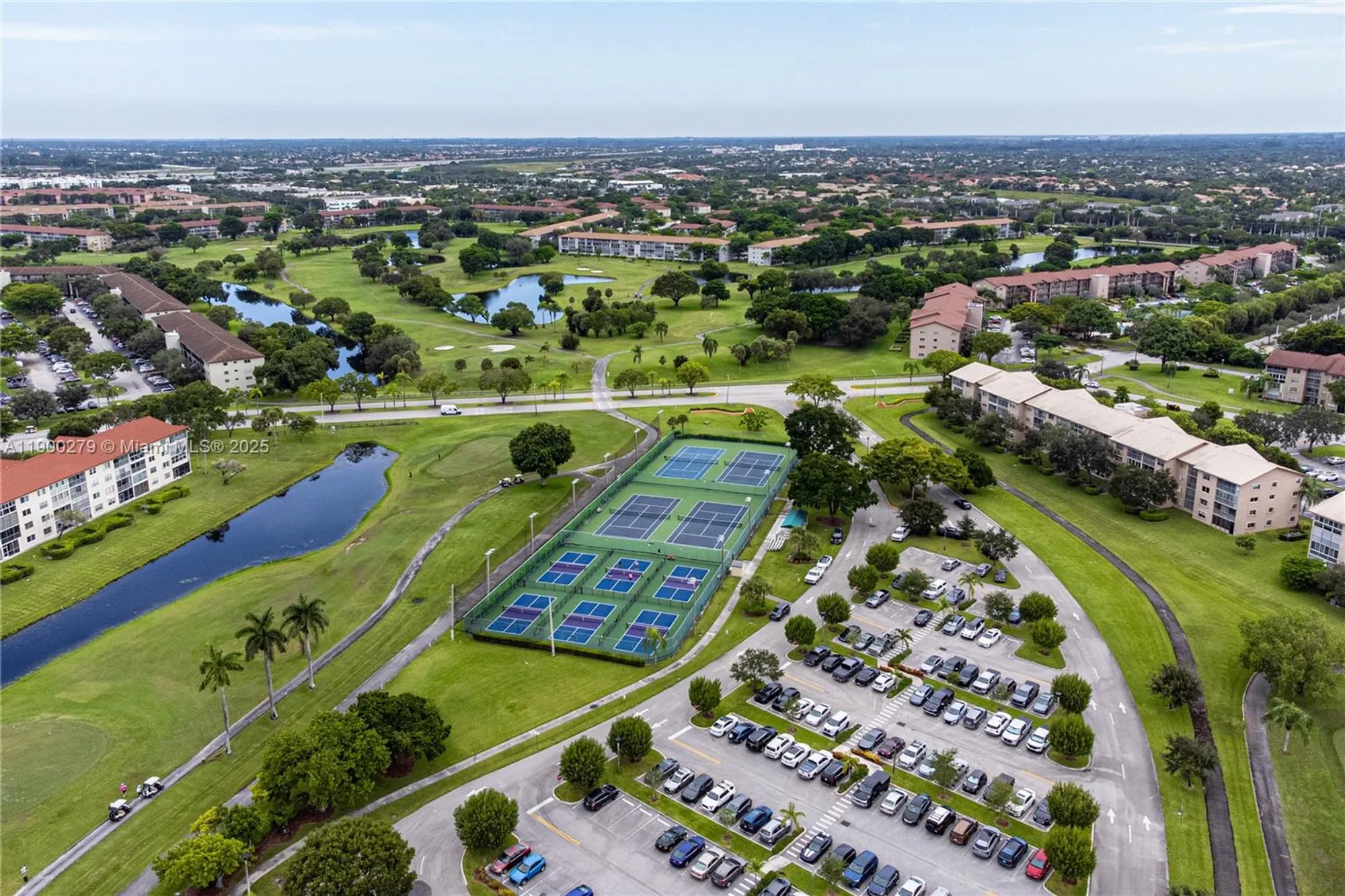 Property Slideshow image 8 of 10 | 901 sw 128th ter a204, Pembroke Pines, FL, 33027