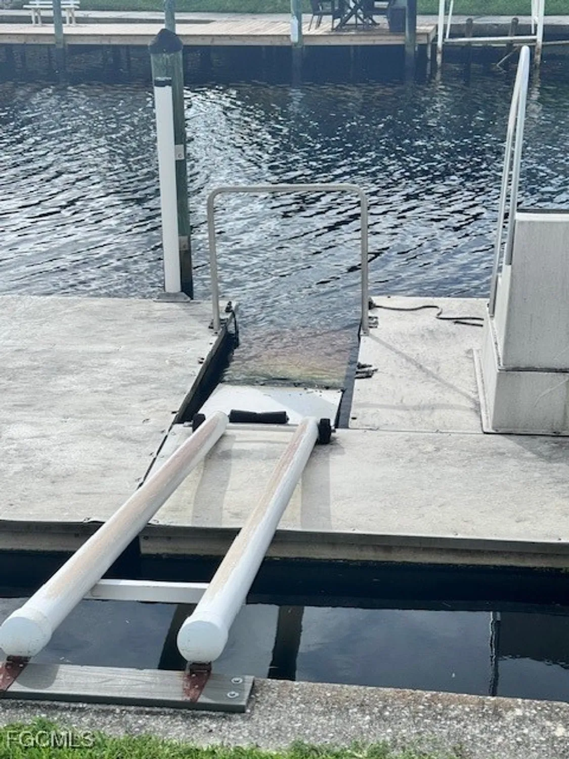 Property Slideshow image 22 of 31 | 5529 sir walter way, North Fort Myers, FL, 33917