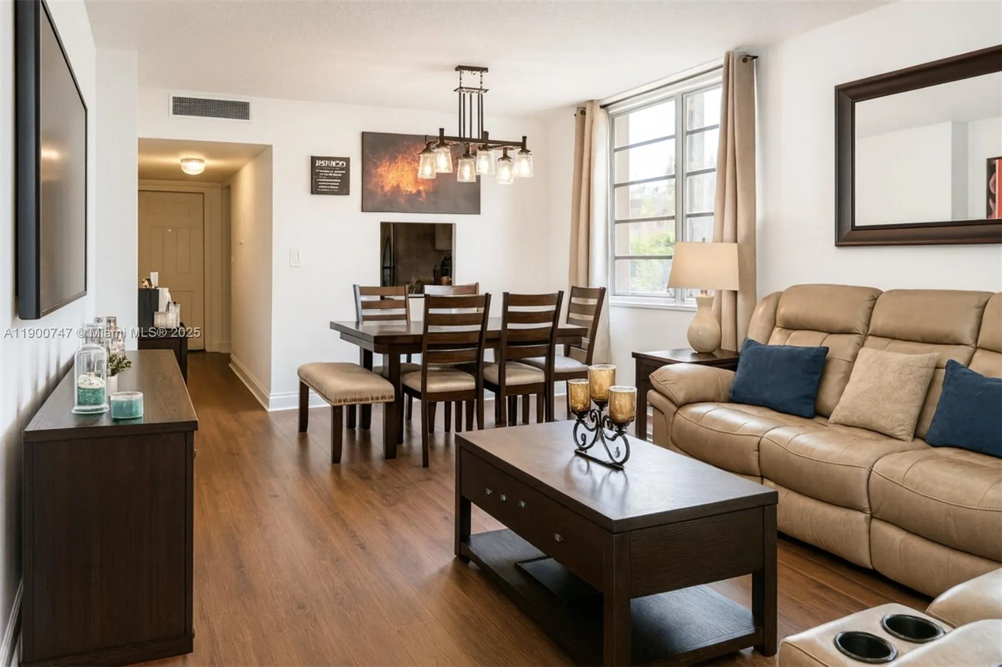 Property Slideshow image 3 of 10 | 6300 nw 62nd st 101, Tamarac, FL, 33319