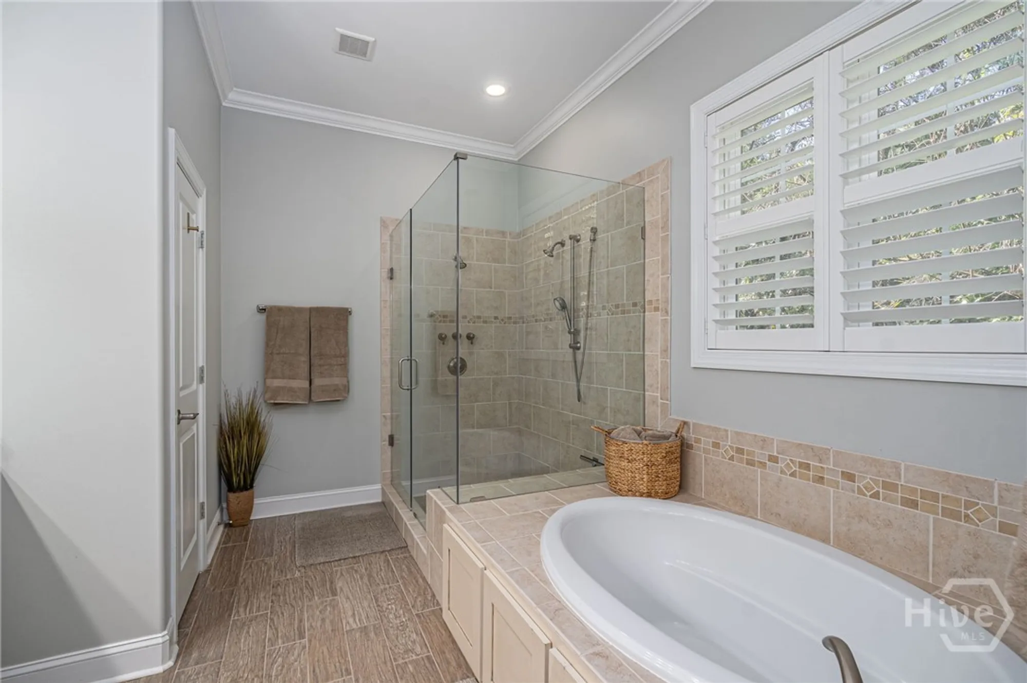 Property Slideshow image 23 of 37 | 5 skipjack ln, Savannah, GA, 31411