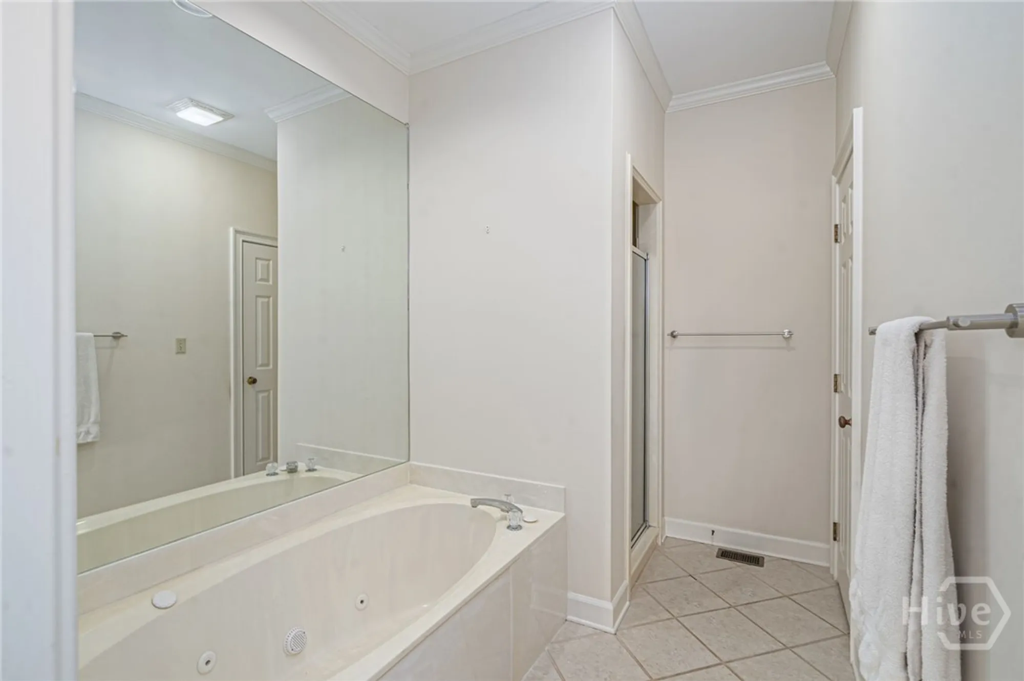 Property Slideshow image 18 of 39 | 1 bishopwood ct, Savannah, GA, 31411