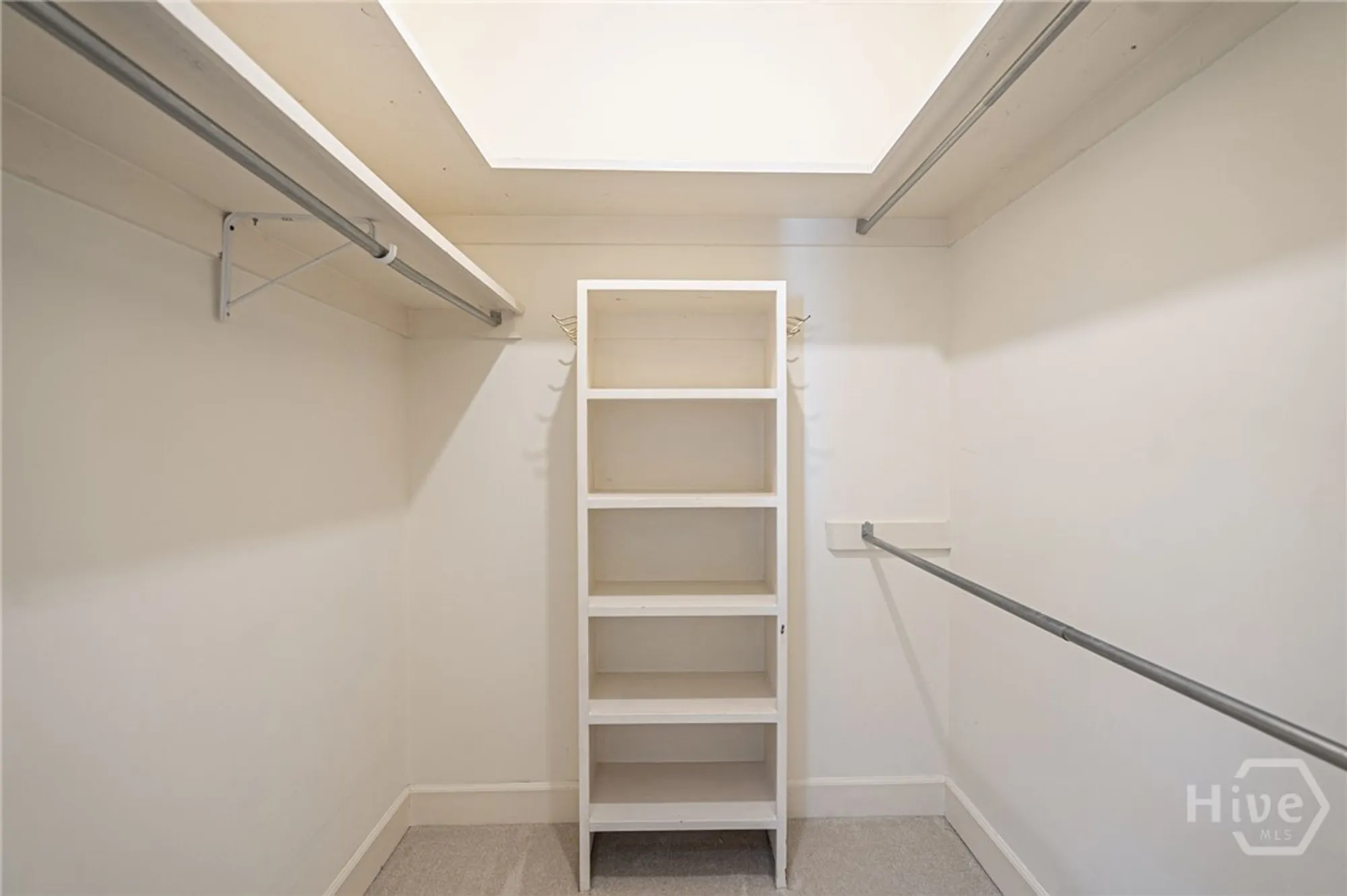 Property Slideshow image 19 of 39 | 1 bishopwood ct, Savannah, GA, 31411