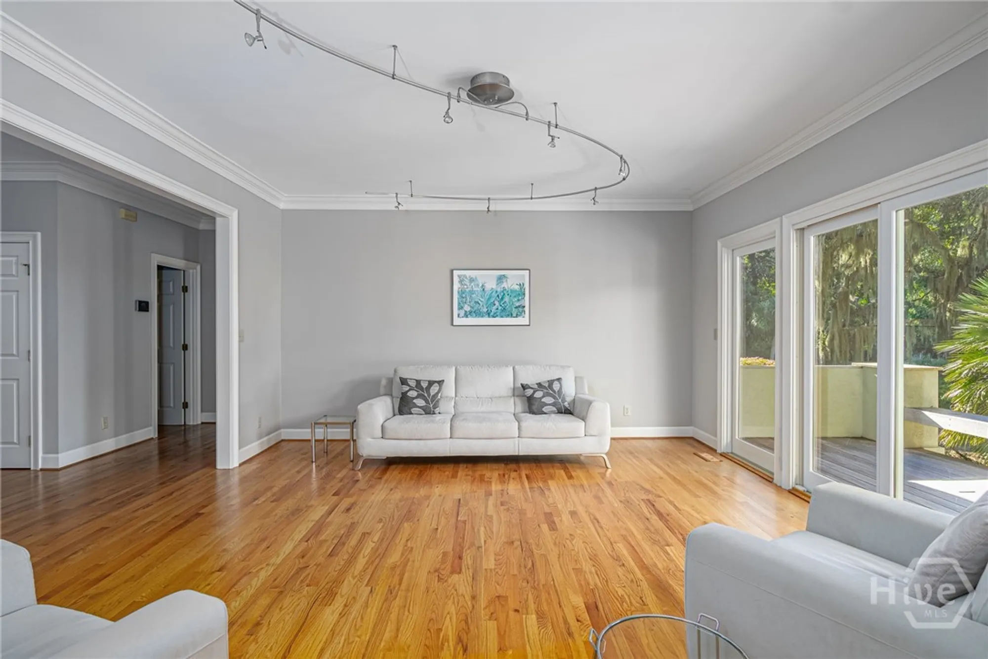 Property Slideshow image 11 of 39 | 1 bishopwood ct, Savannah, GA, 31411