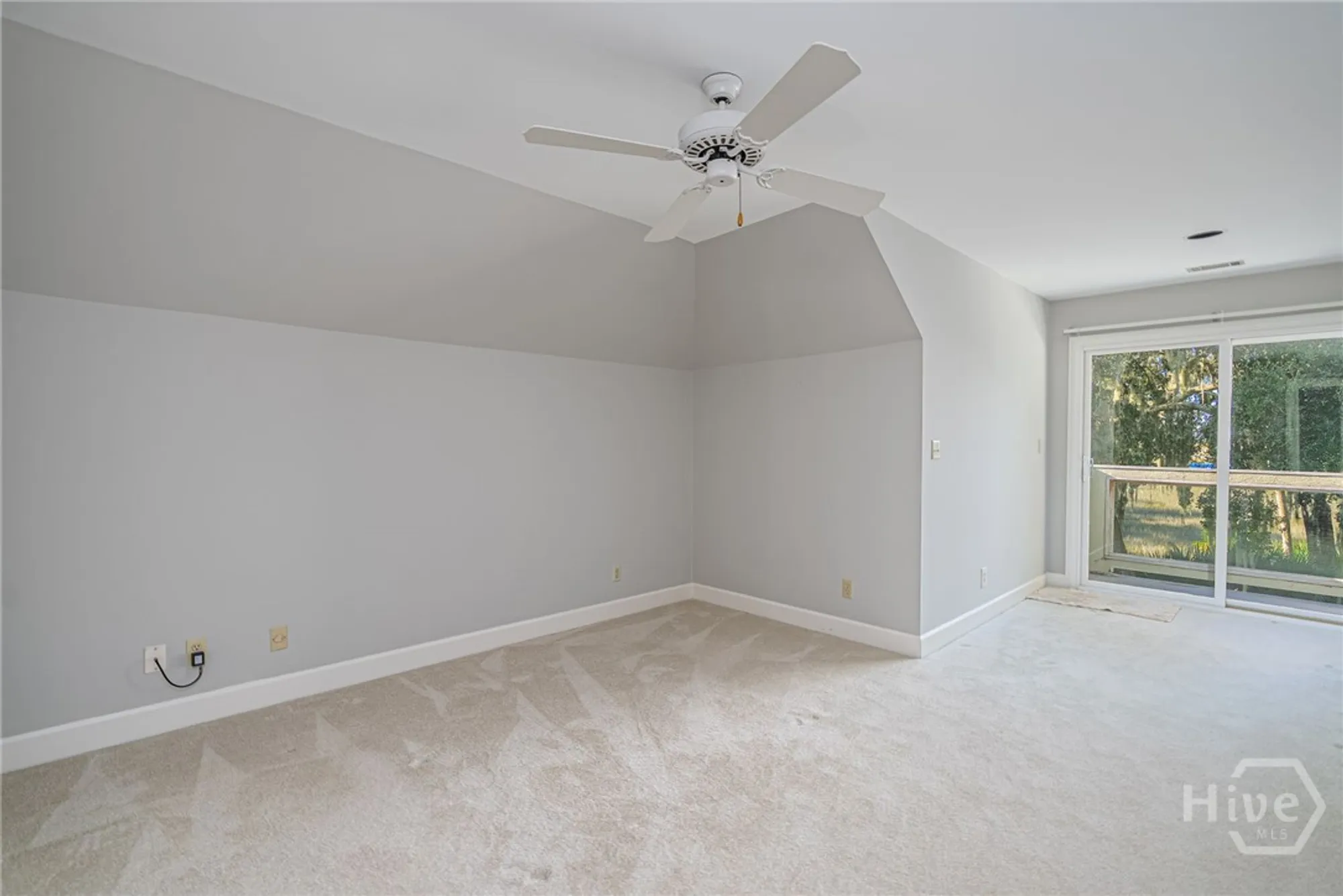 Property Slideshow image 24 of 39 | 1 bishopwood ct, Savannah, GA, 31411