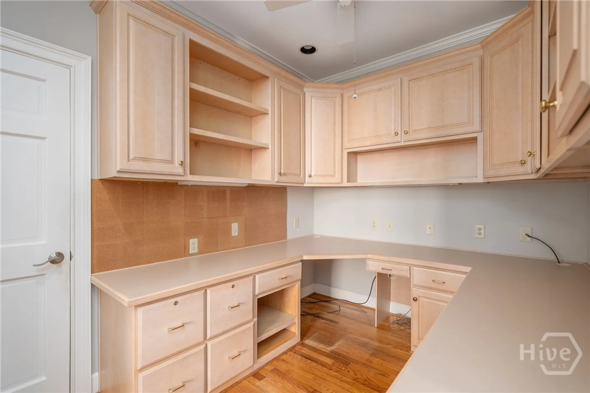 Property Slideshow image 21 of 39 | 1 bishopwood ct, Savannah, GA, 31411