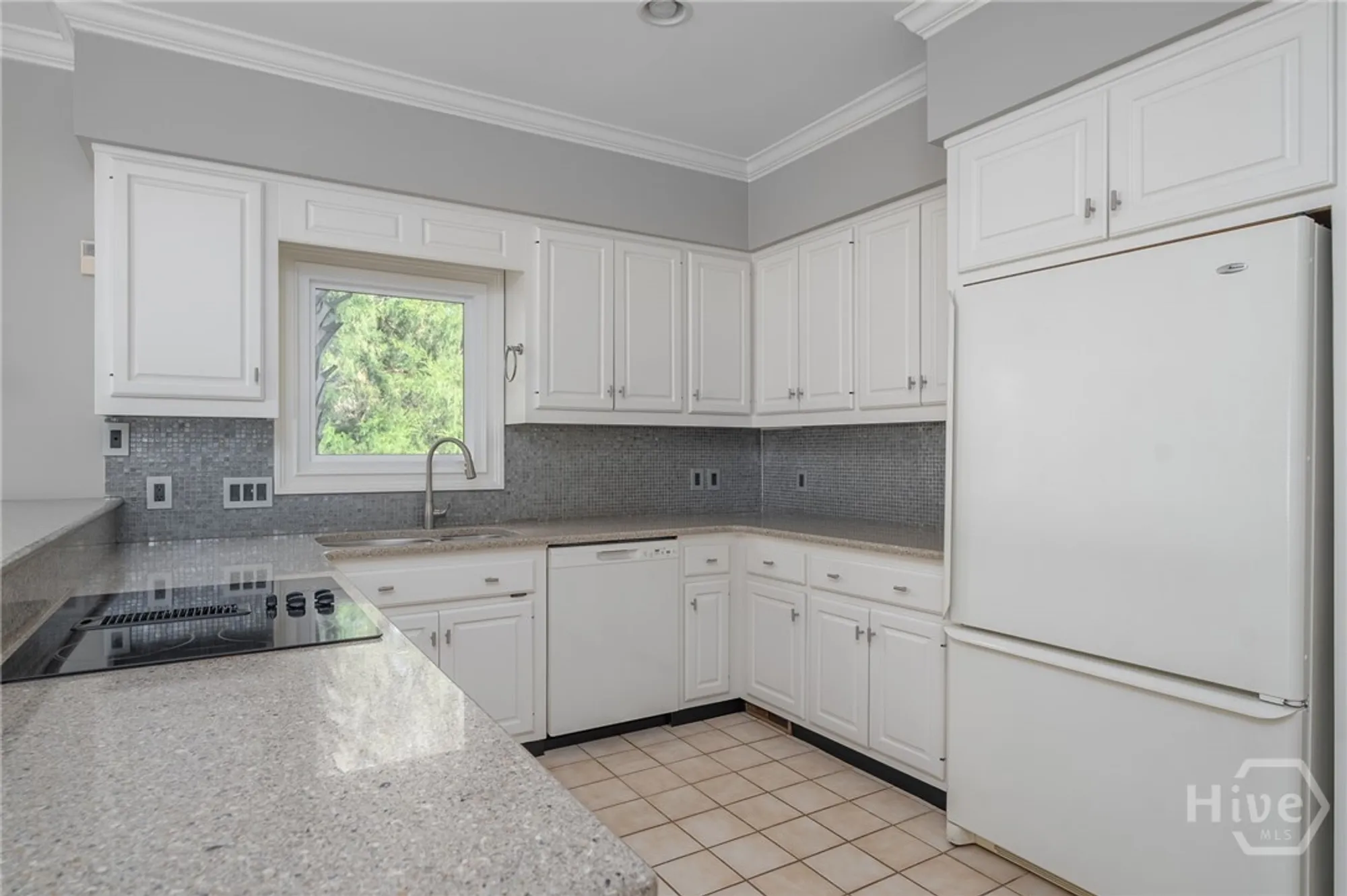 Property Slideshow image 7 of 39 | 1 bishopwood ct, Savannah, GA, 31411