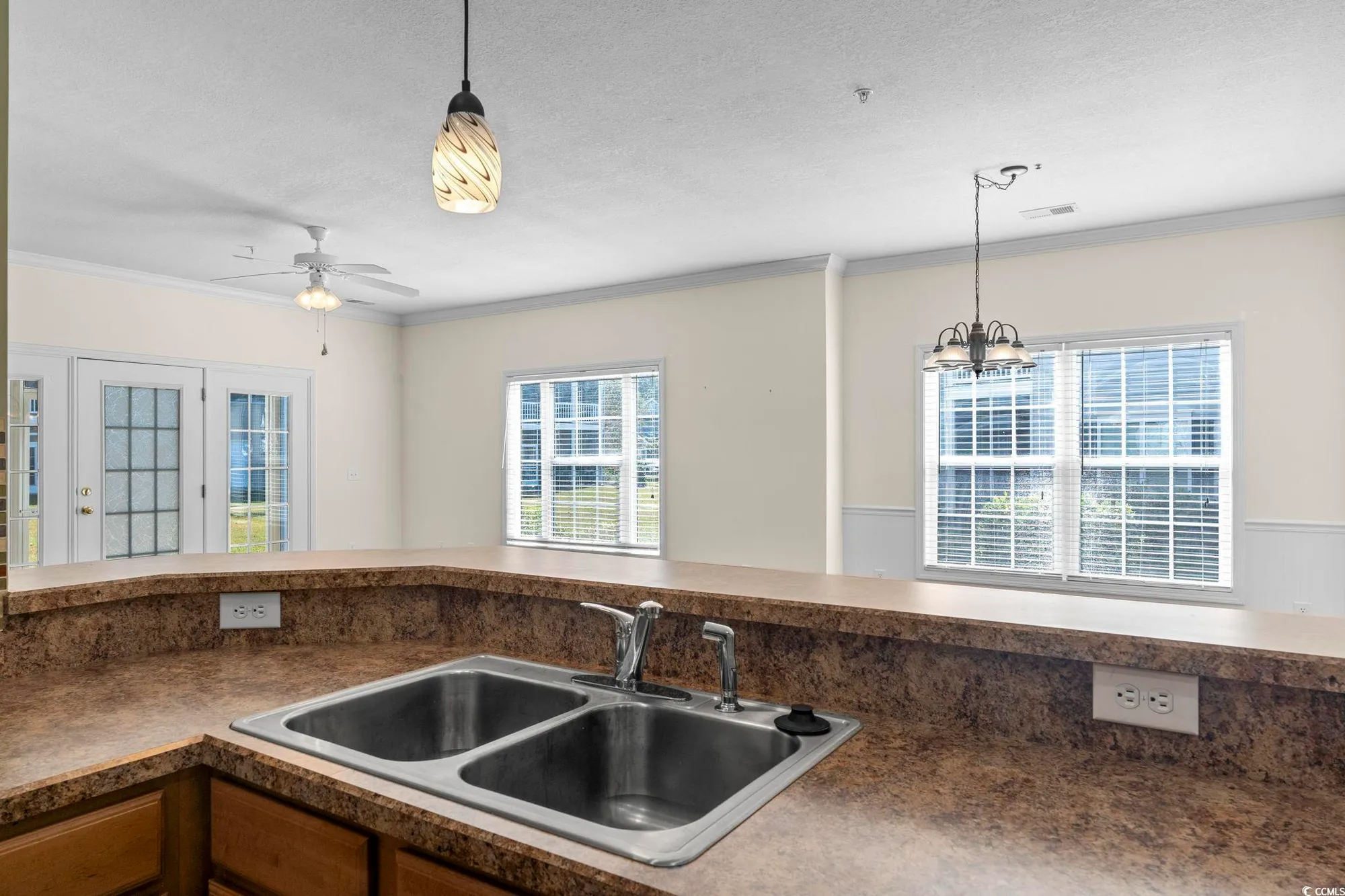 Property Slideshow image 10 of 37 | 237 moonglow cir 102, Murrells Inlet, SC, 29576
